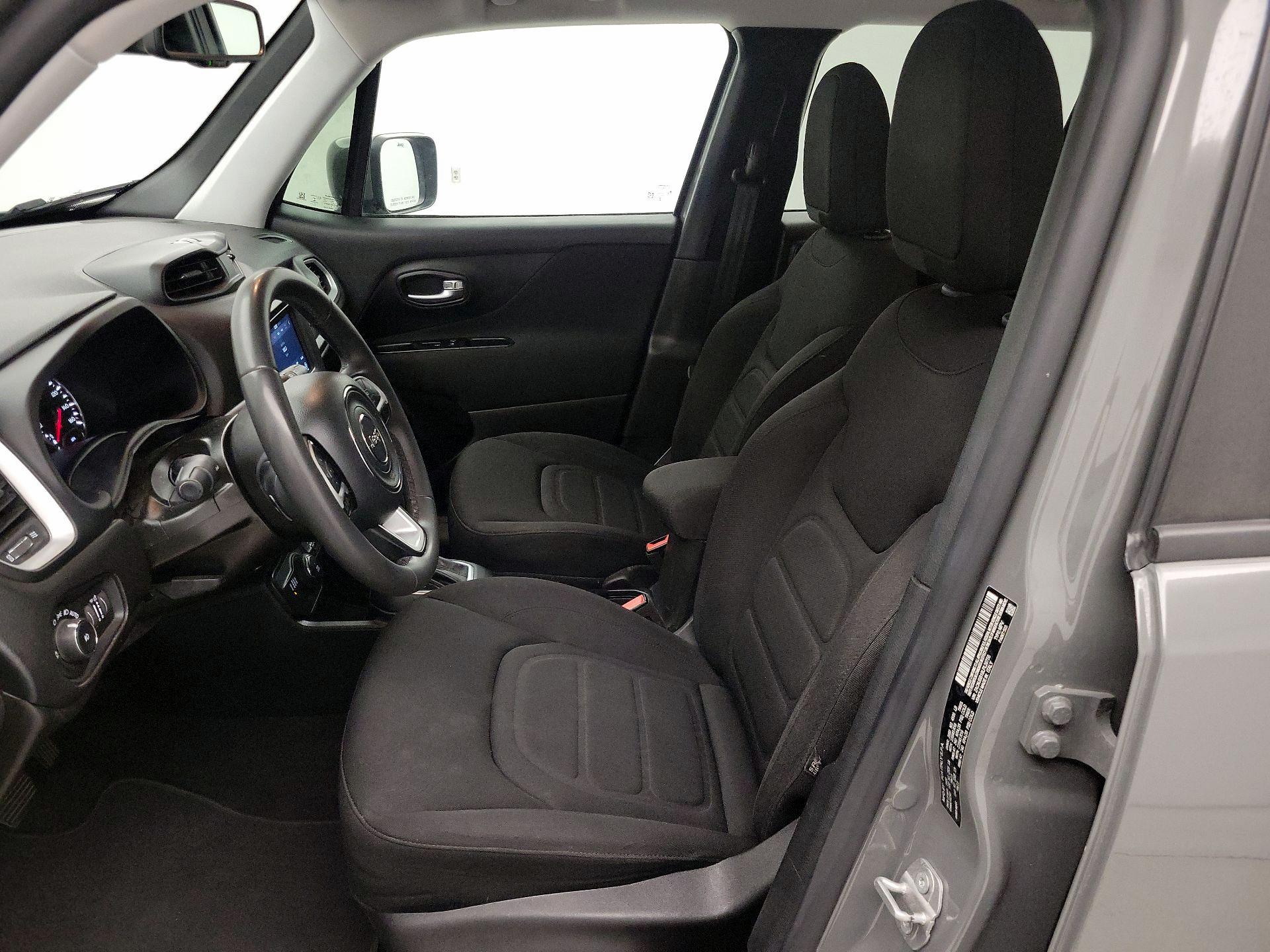 Thumbnail: 2020 Jeep Renegade - 11
