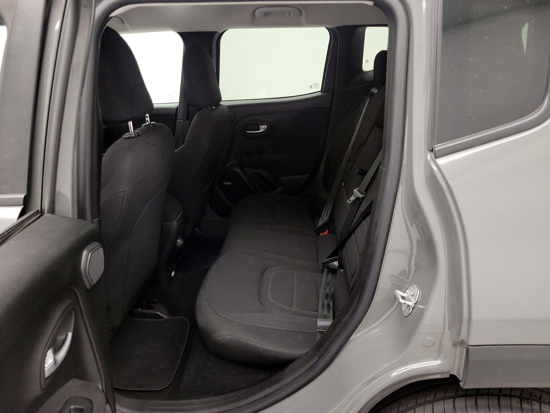 Thumbnail: 2020 Jeep Renegade - 20