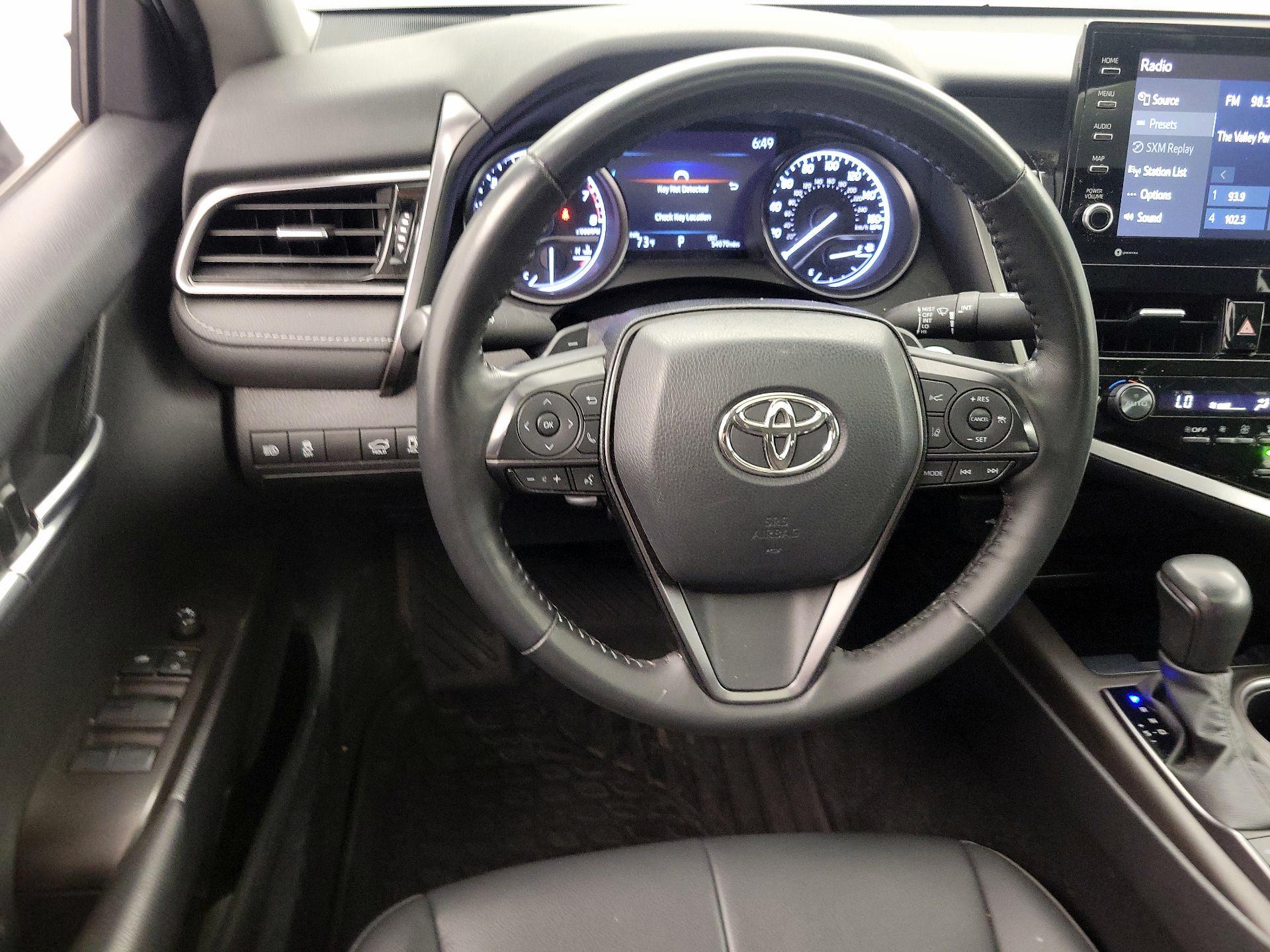 Thumbnail: 2023 Toyota Camry - 10