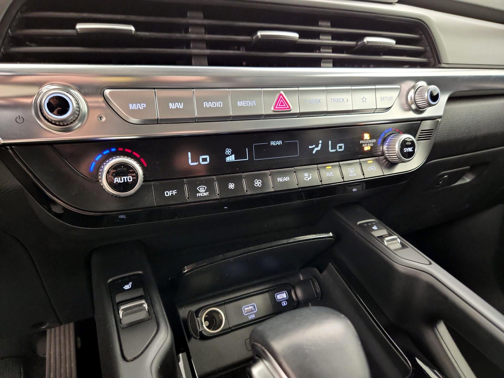 Thumbnail: 2022 Kia Telluride - 17