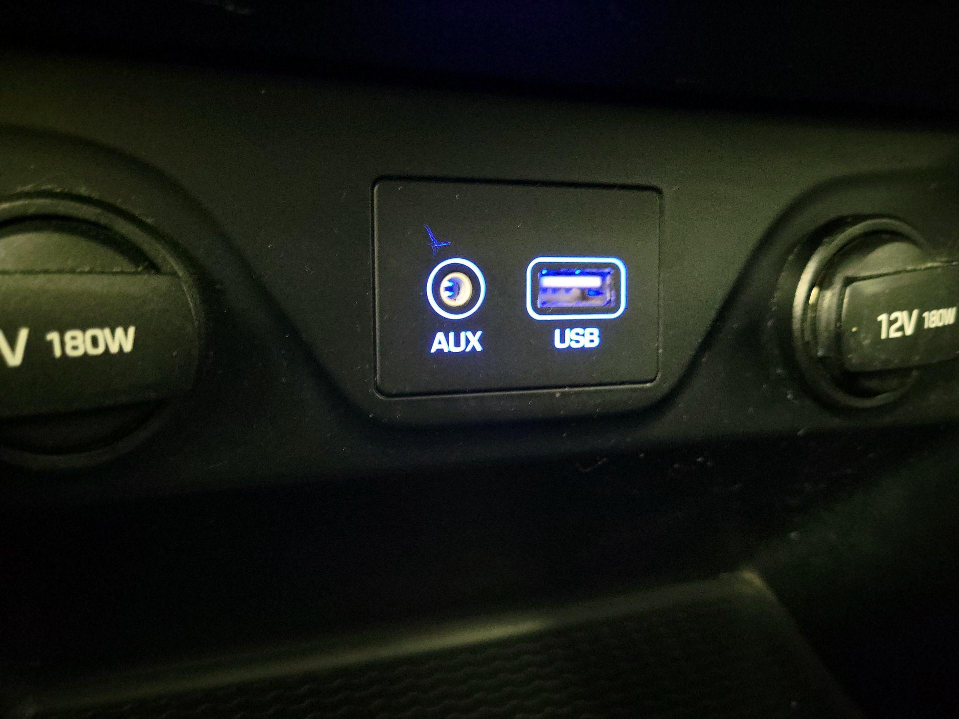 Thumbnail: 2016 Hyundai Tucson - 18
