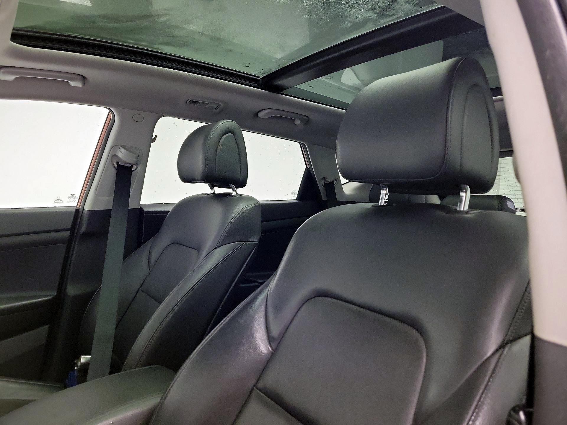 Thumbnail: 2016 Hyundai Tucson - 19