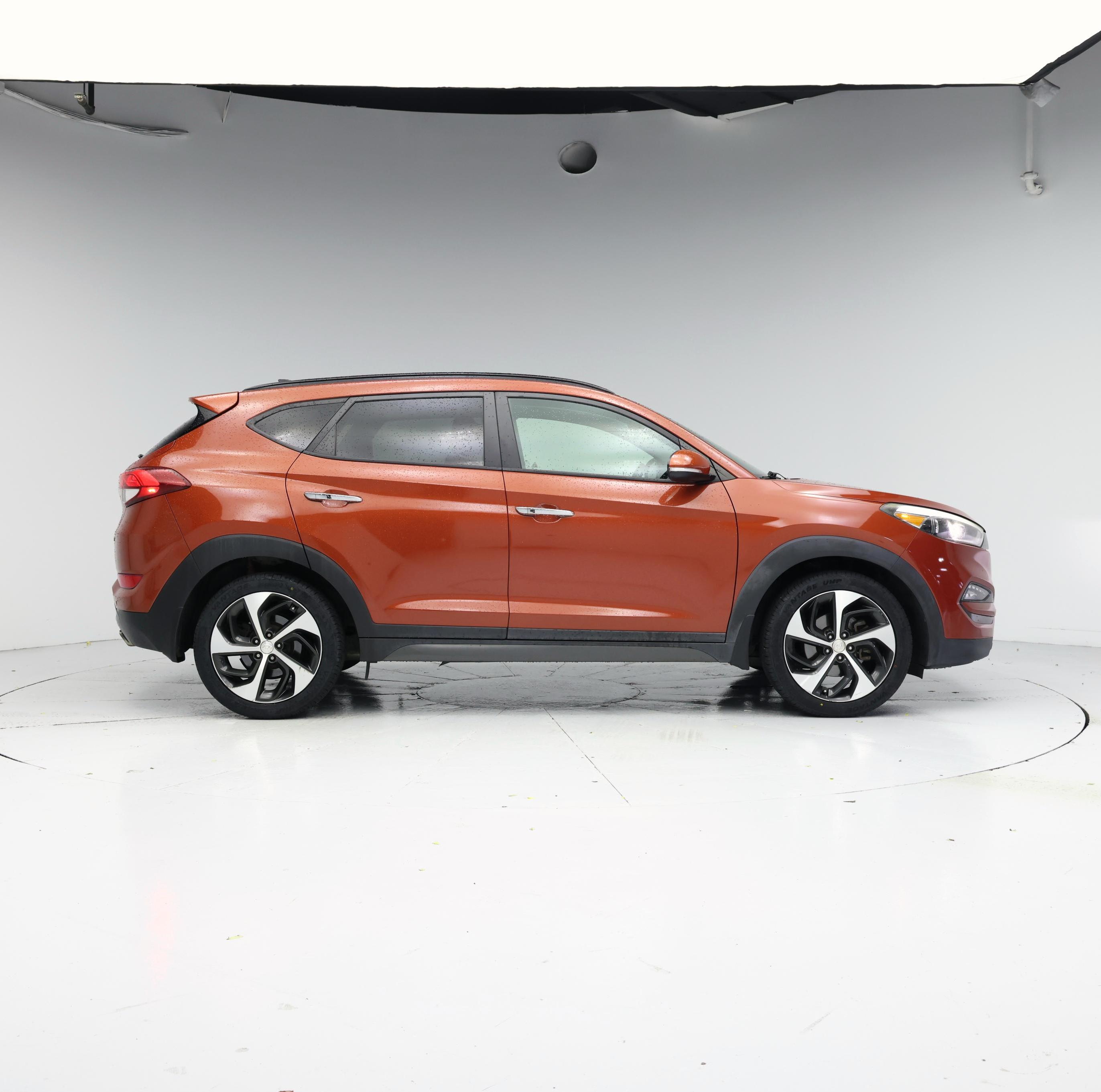 Thumbnail: 2016 Hyundai Tucson - 7