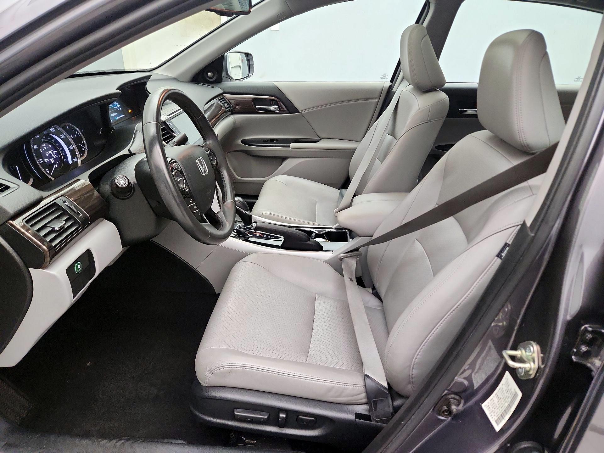Thumbnail: 2016 Honda Accord - 11