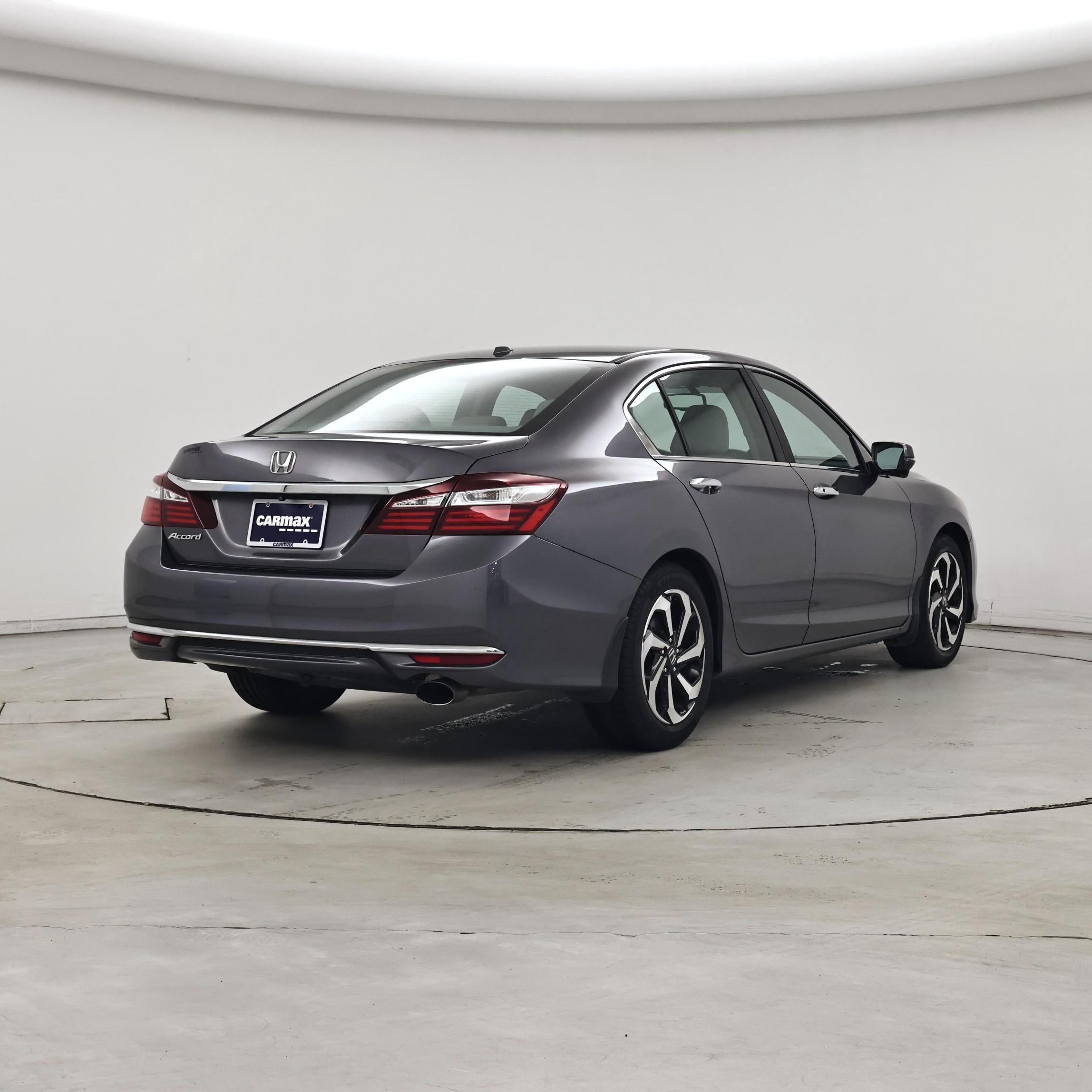 Thumbnail: 2016 Honda Accord - 8