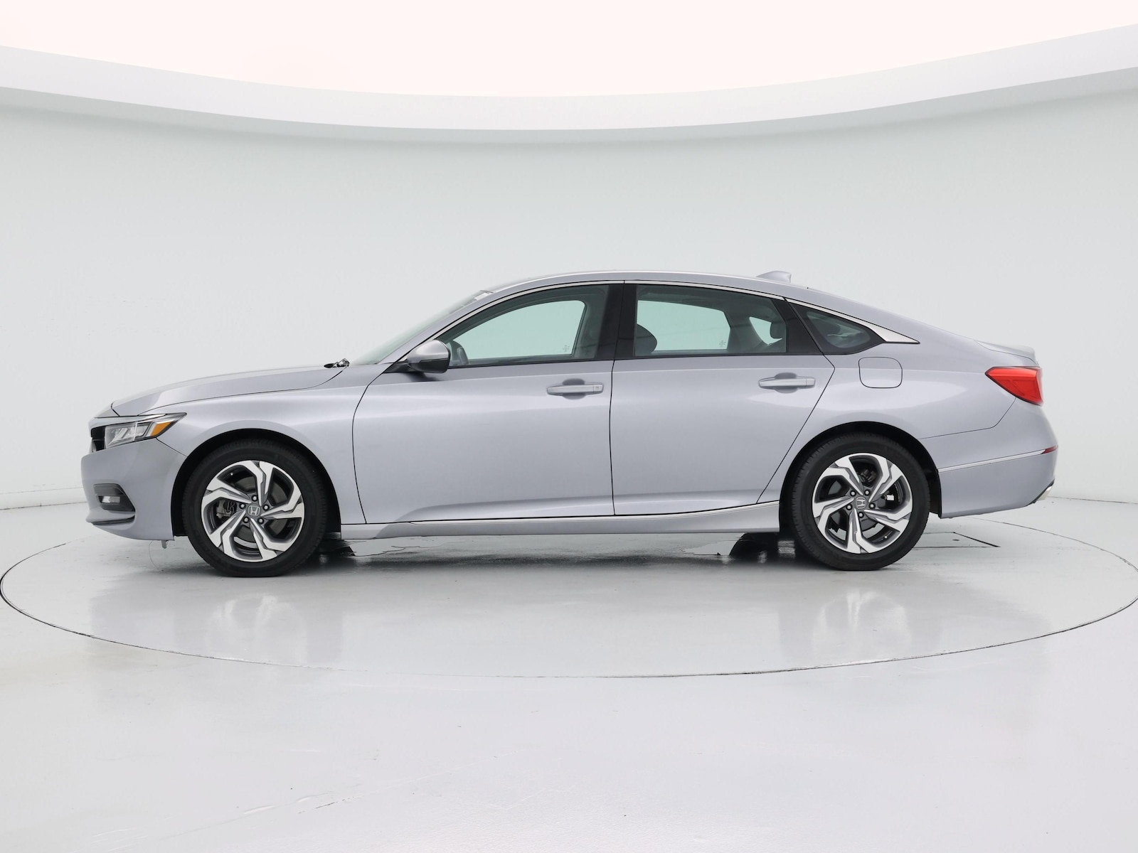 2020 Honda Accord EX-L - Photo 4