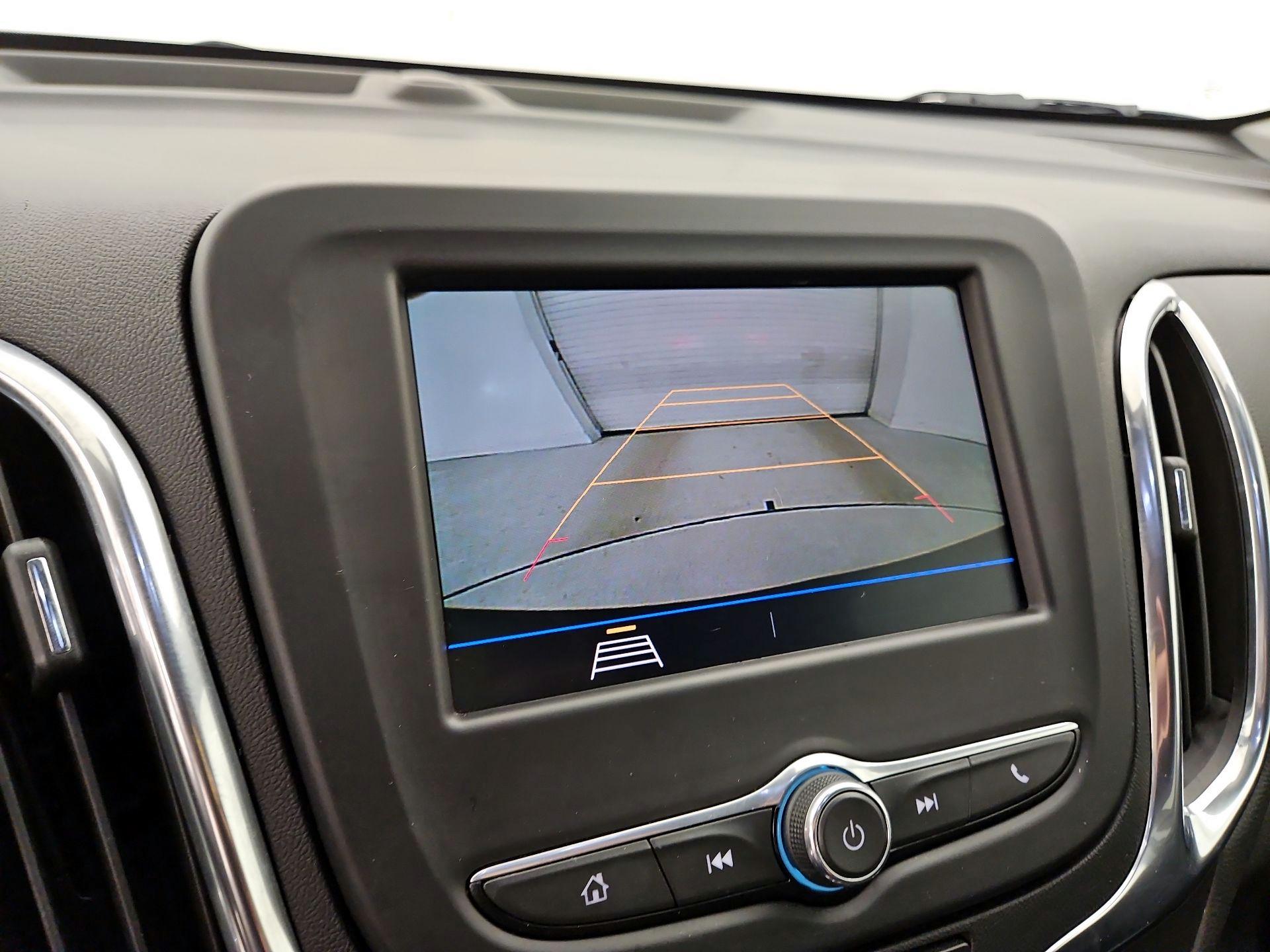 Thumbnail: 2021 Chevrolet Equinox - 14