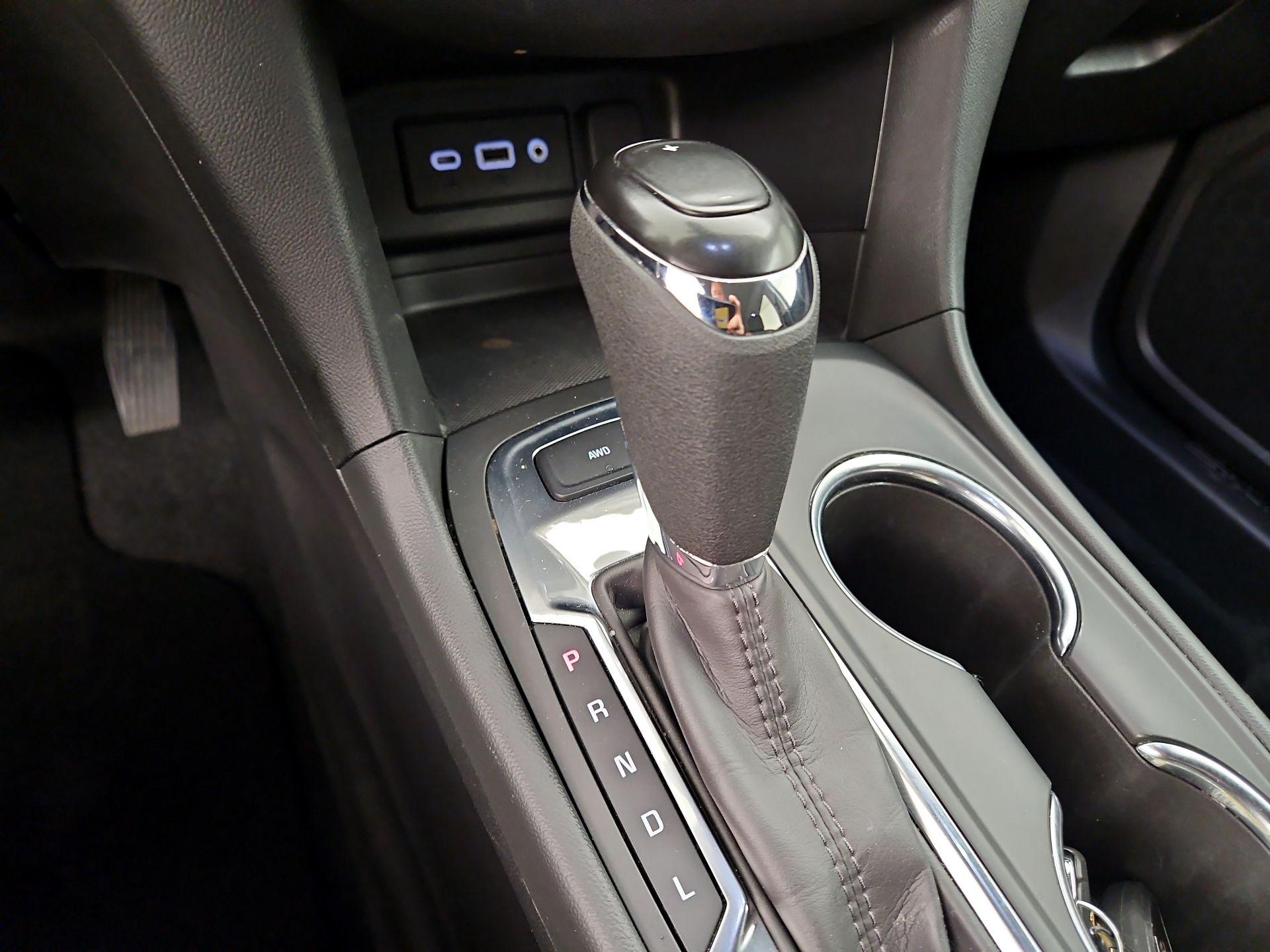 Thumbnail: 2021 Chevrolet Equinox - 17
