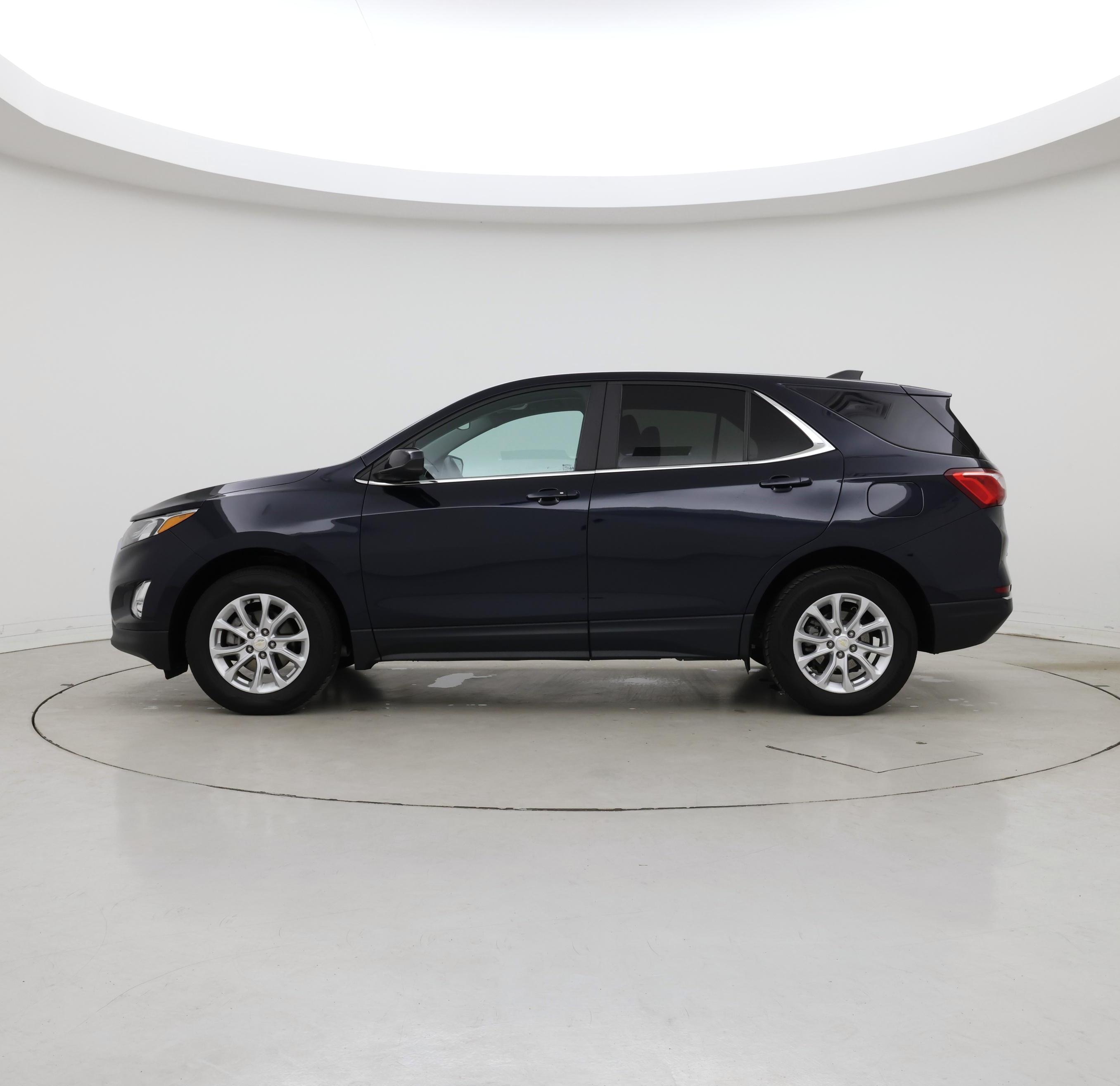 Thumbnail: 2021 Chevrolet Equinox - 3