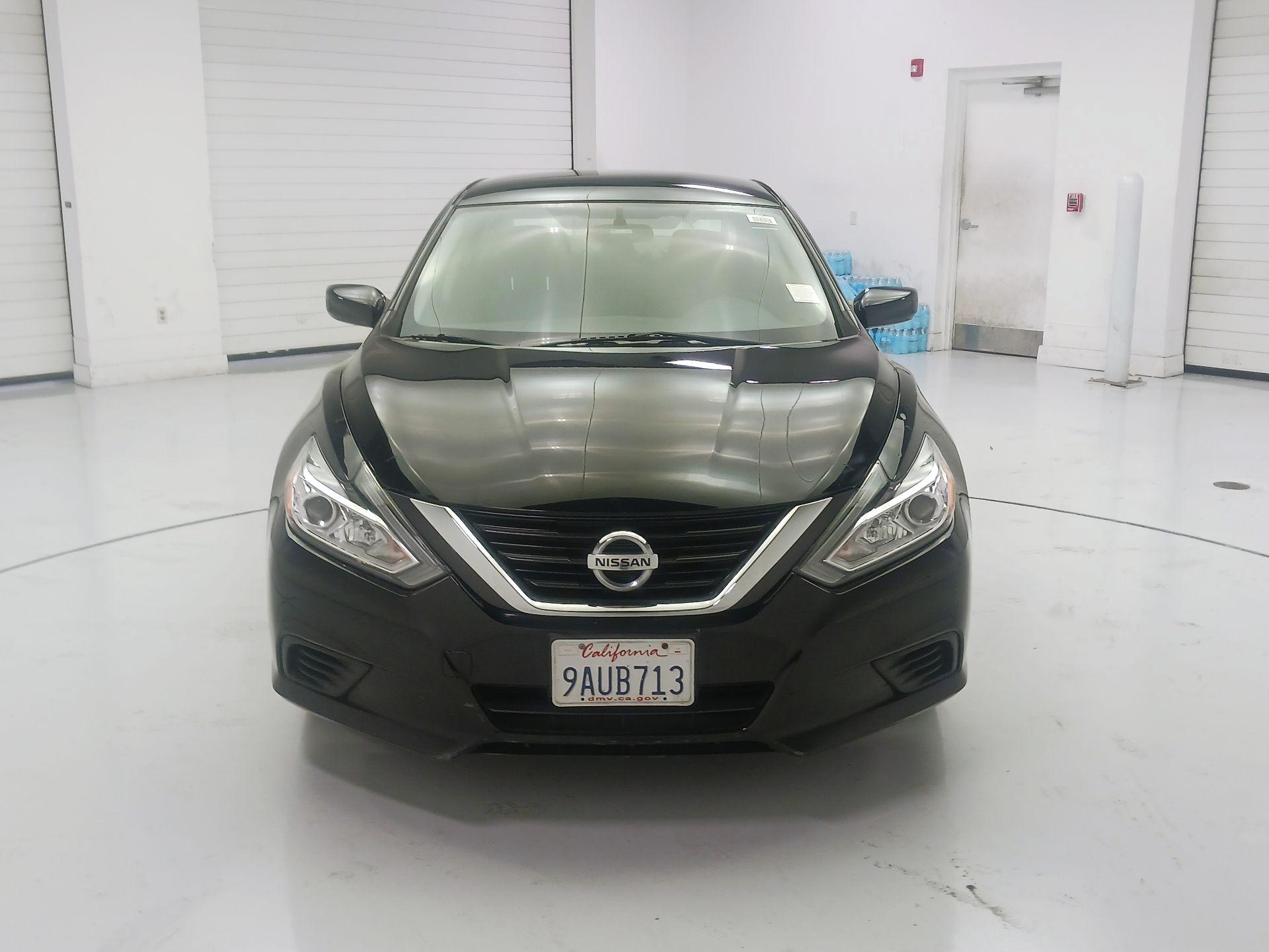 Thumbnail: 2017 Nissan Altima - 2