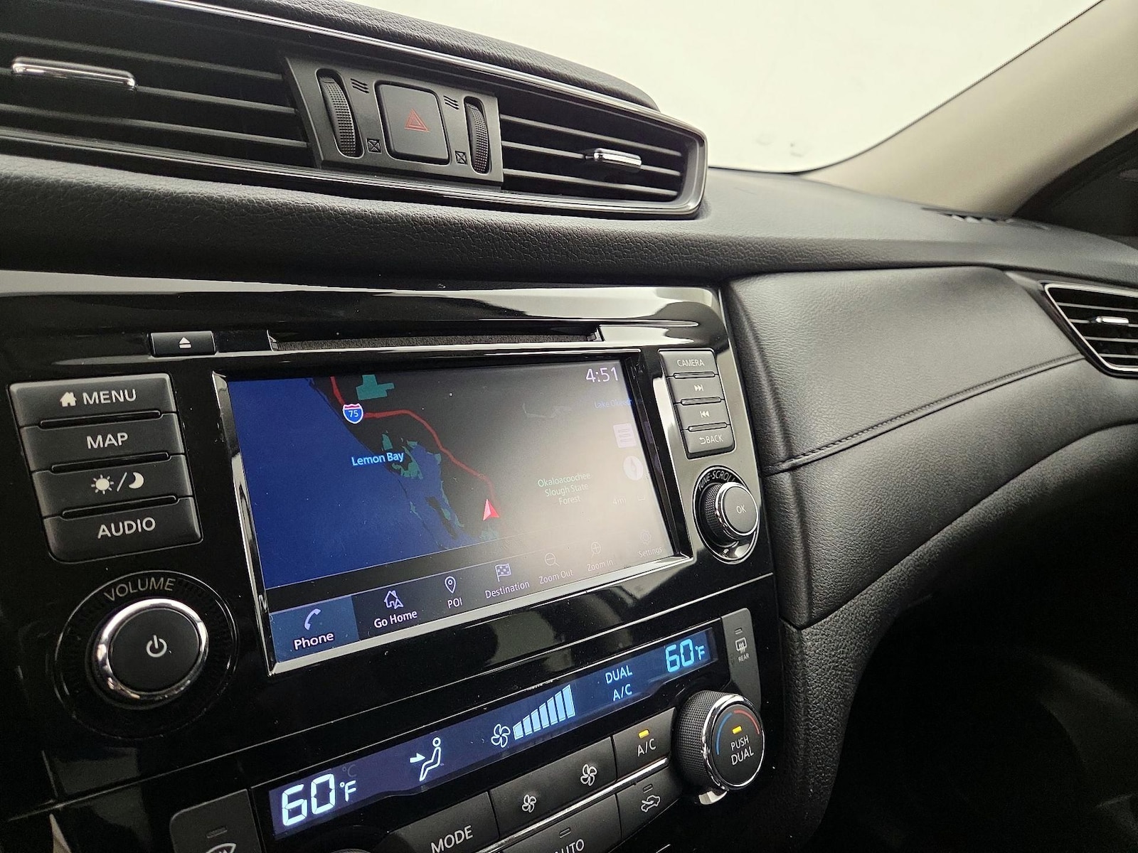 2019 Nissan Rogue SV - Photo 14