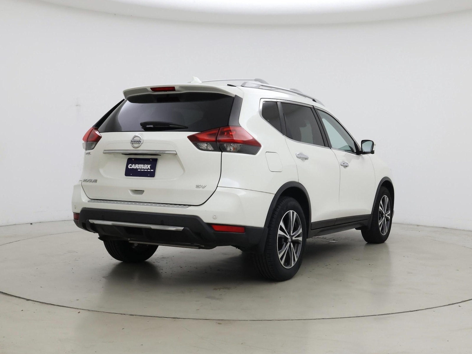 2019 Nissan Rogue SV - Photo 9