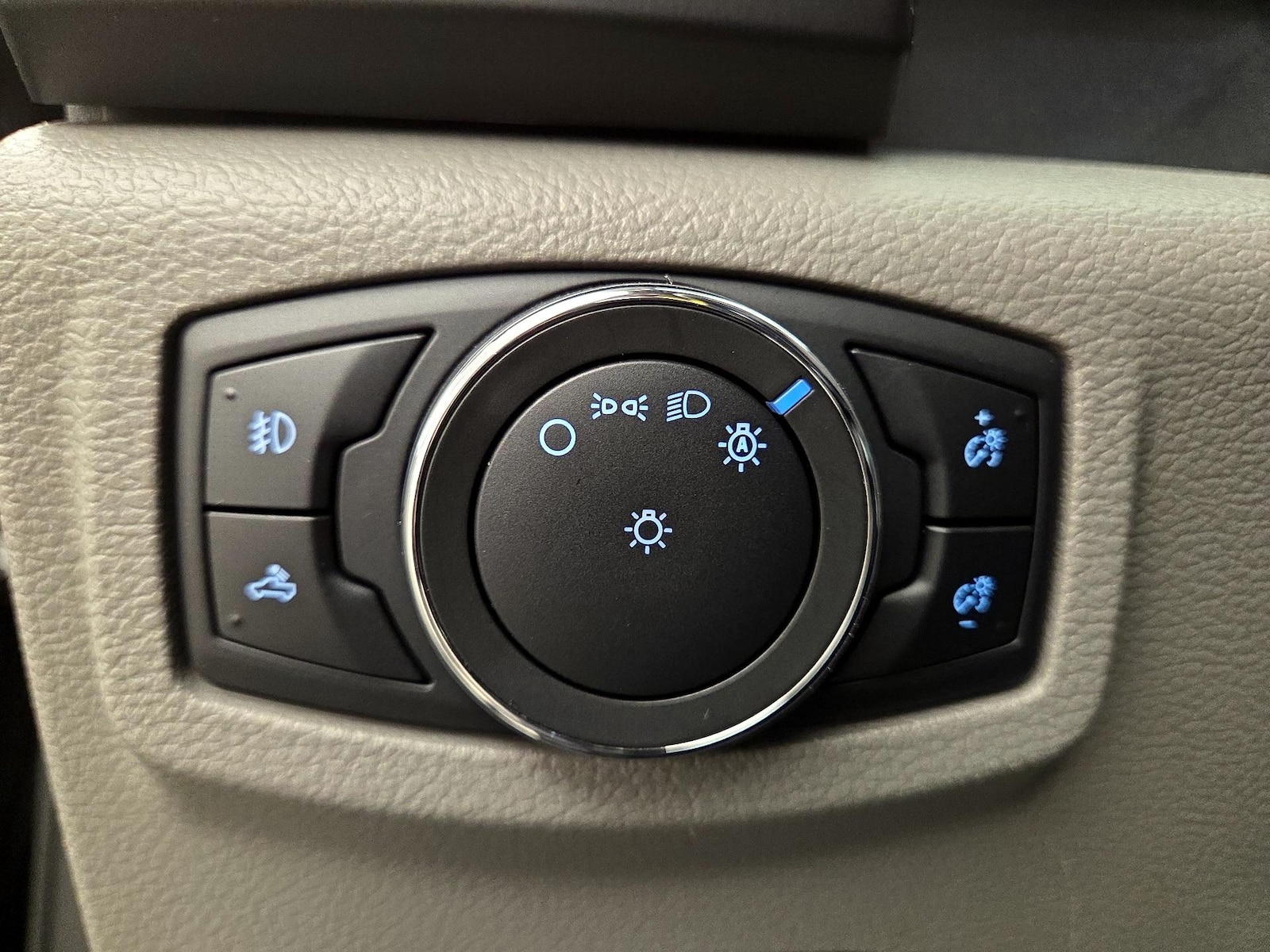 2017 Ford F-150 XL - Photo 14
