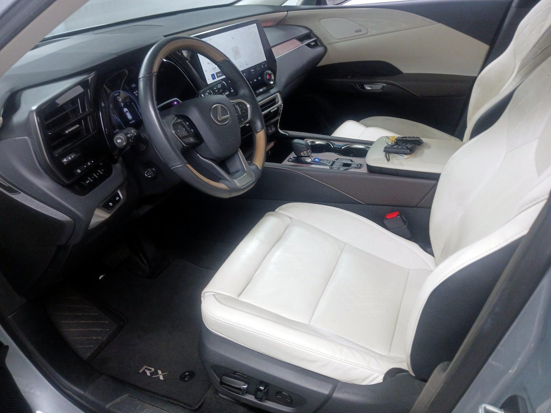 Thumbnail: 2023 Lexus RX - 9