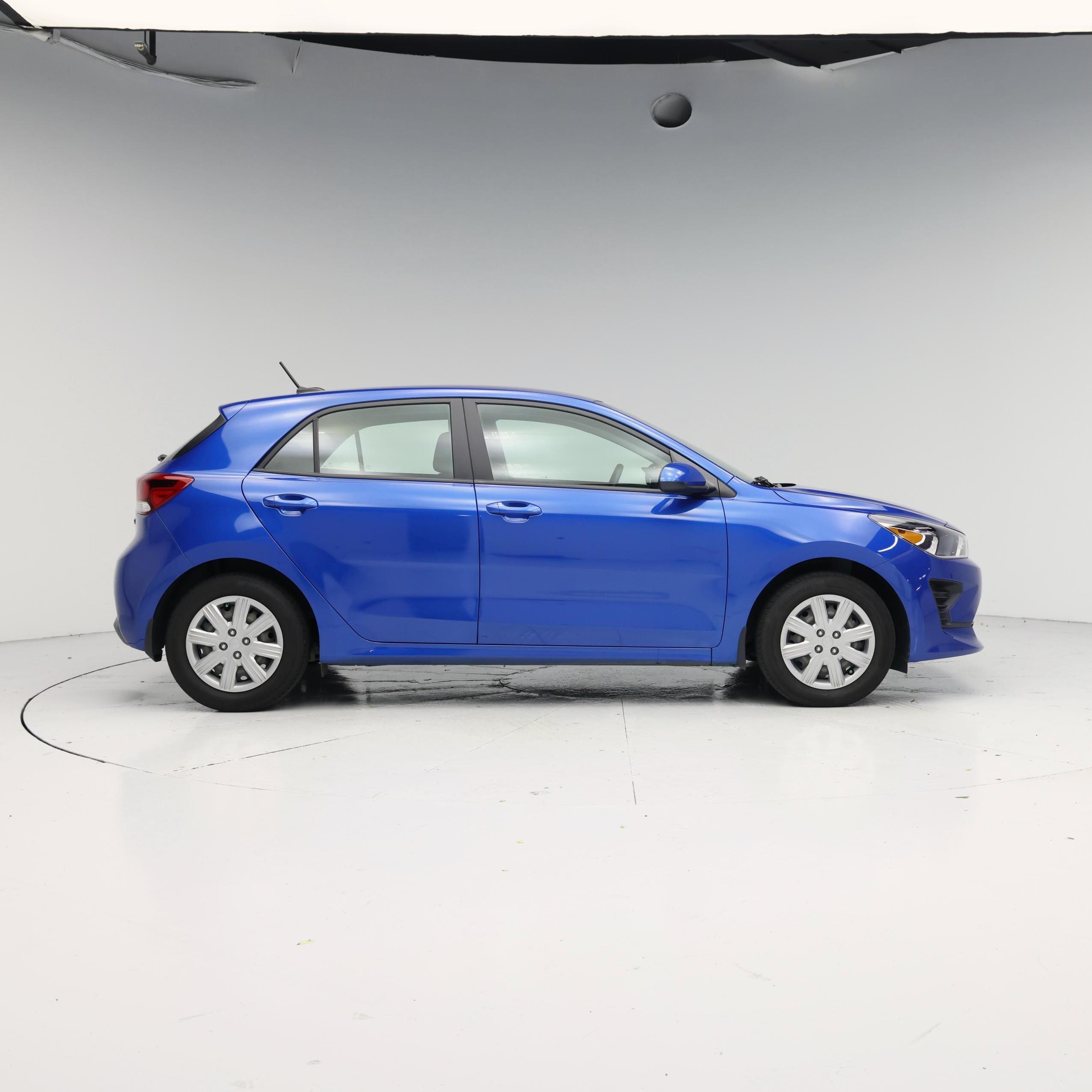 Thumbnail: 2023 Kia Rio - 7
