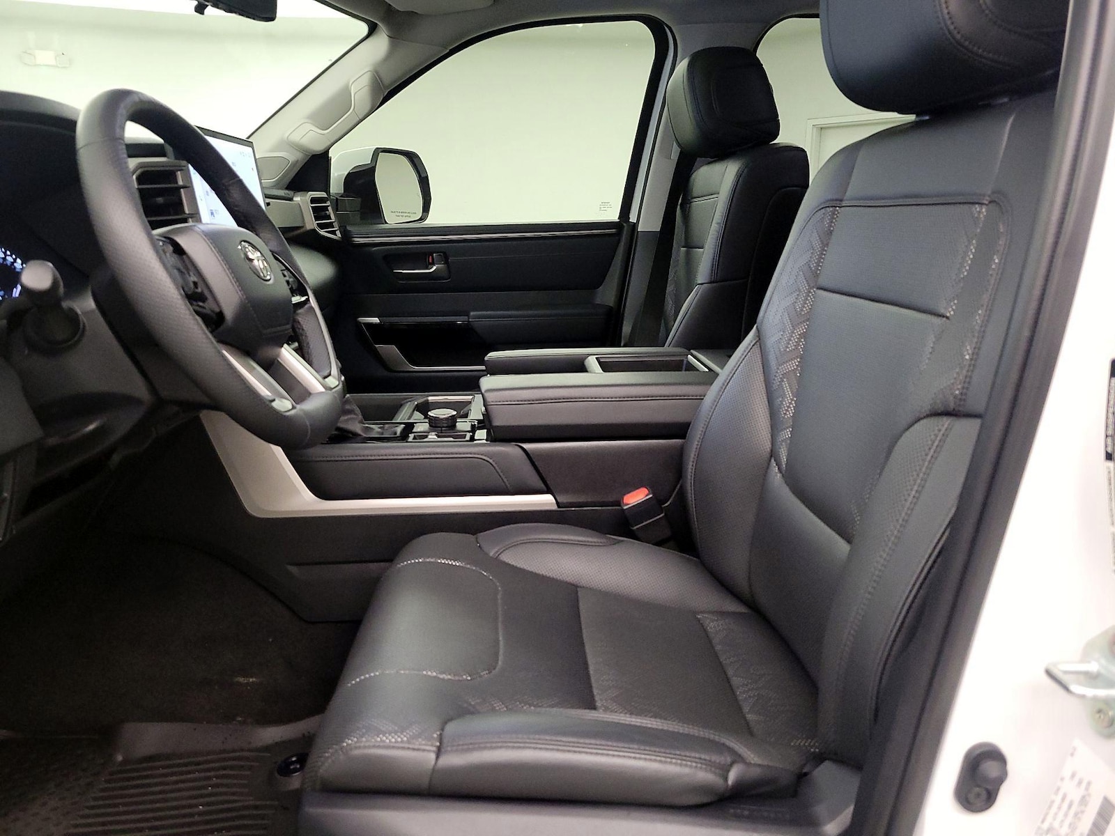 2022 Toyota Tundra Limited - Photo 12