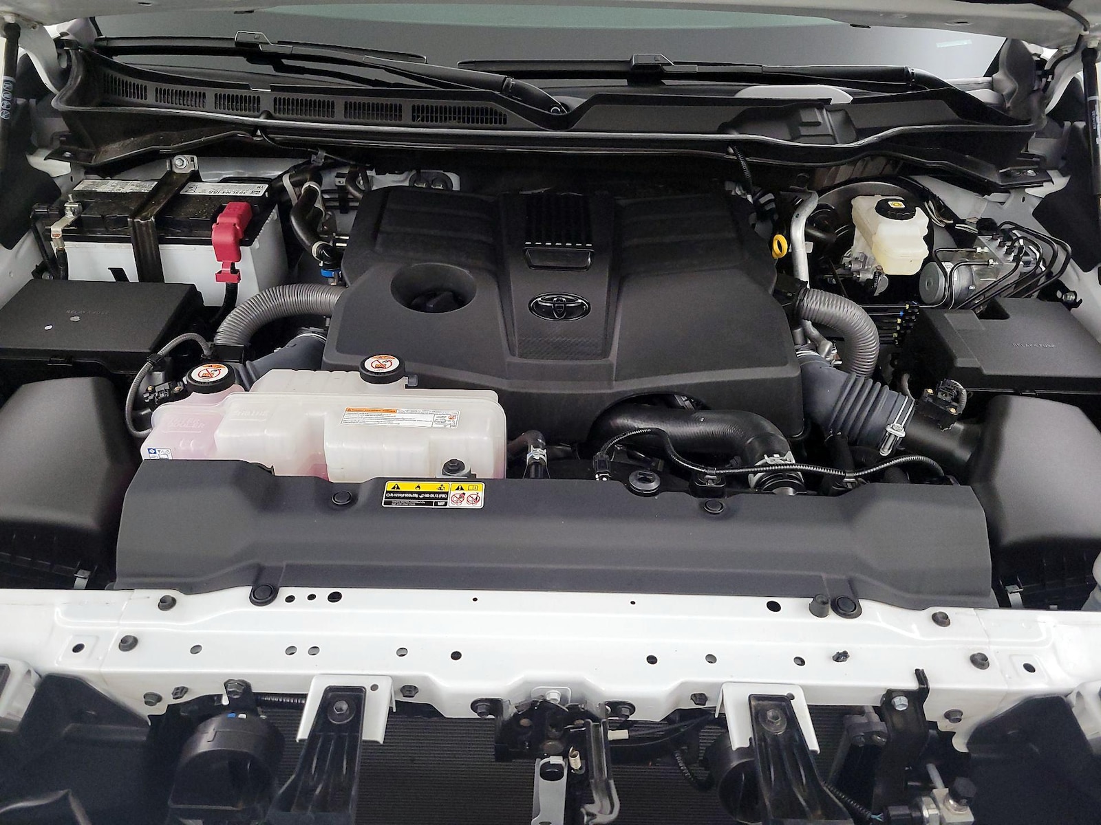 2022 Toyota Tundra Limited - Photo 23