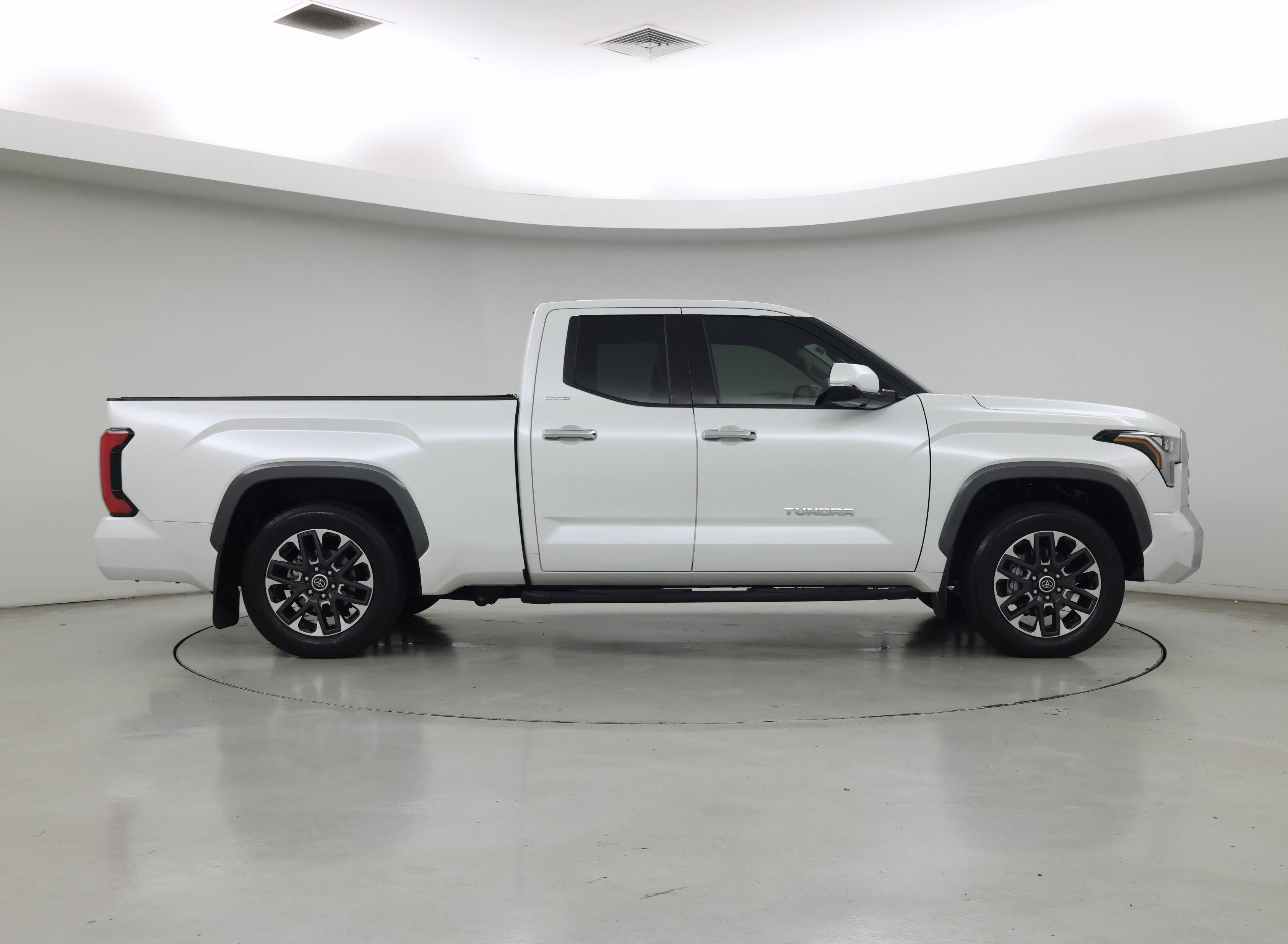 Thumbnail: 2022 Toyota Tundra - 7