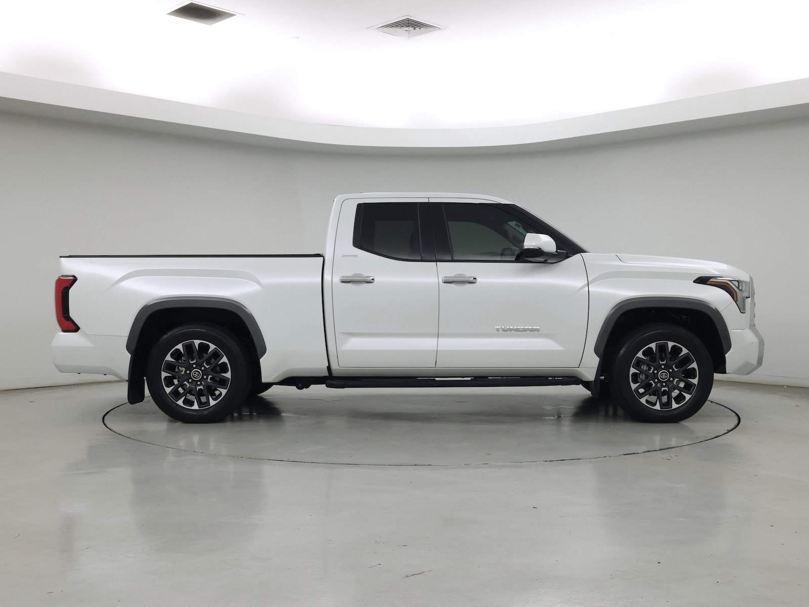 2022 Toyota Tundra Limited - Photo 8