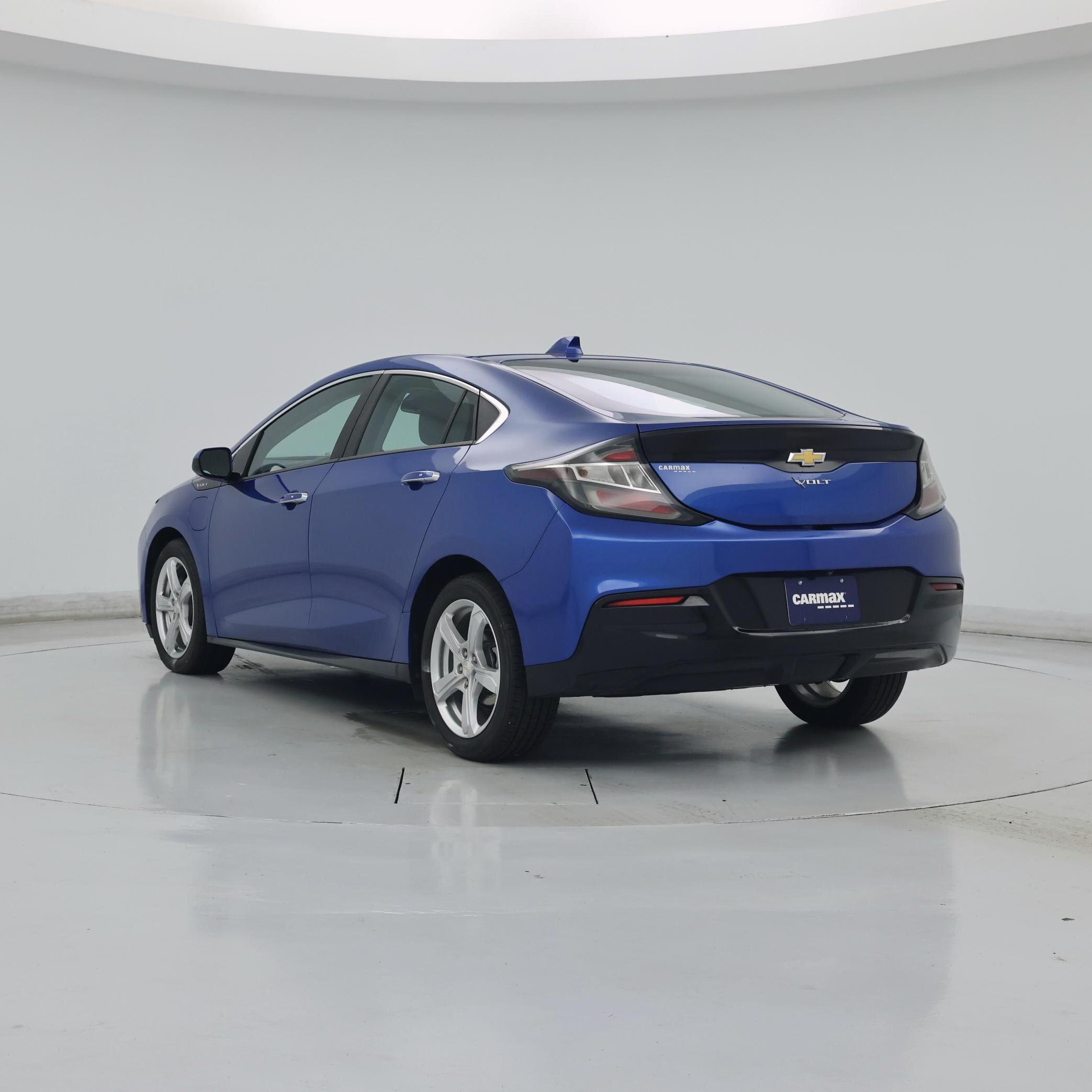 Thumbnail: 2016 Chevrolet Volt - 2