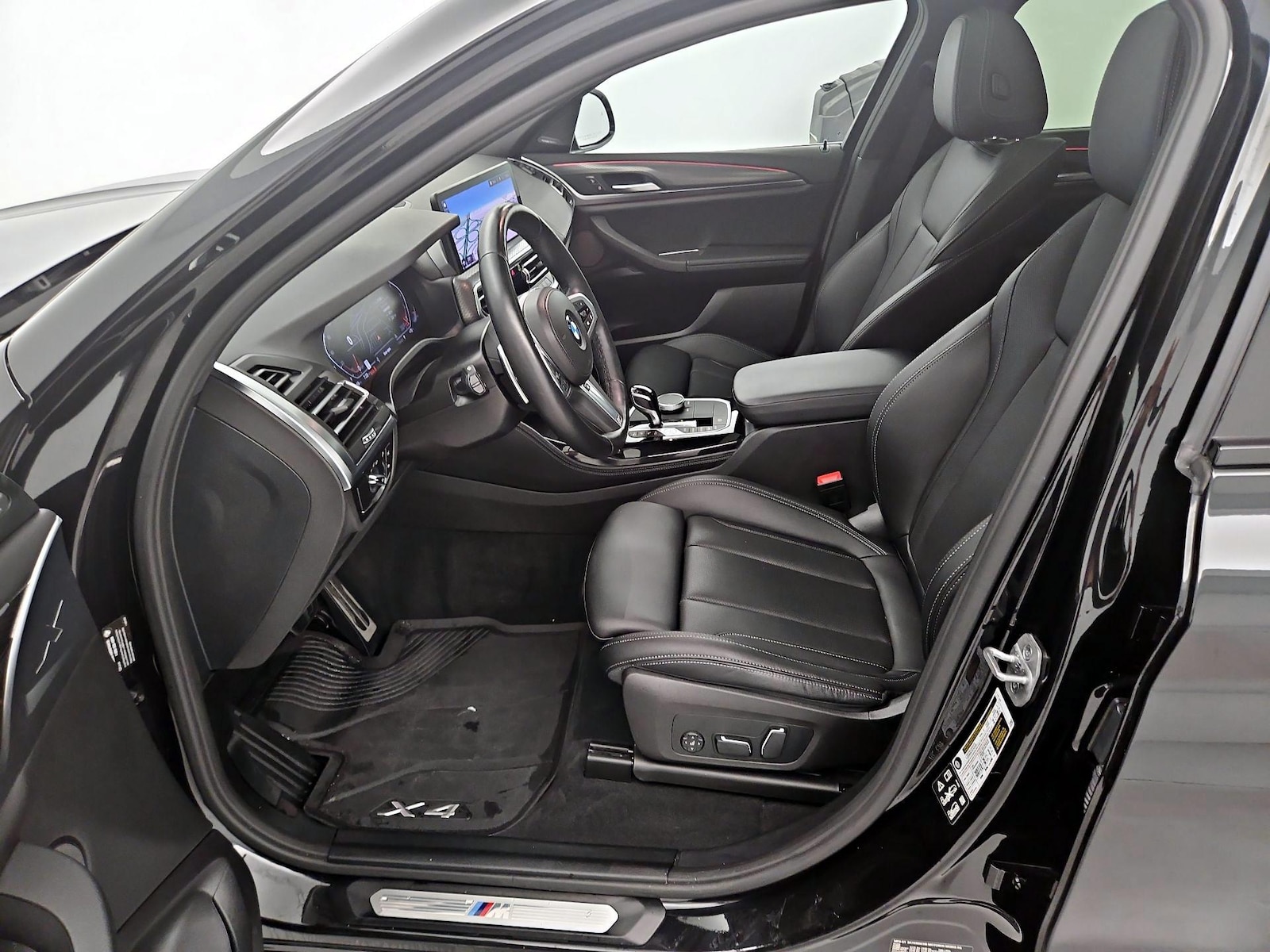 2024 BMW X4 30i - Photo 12