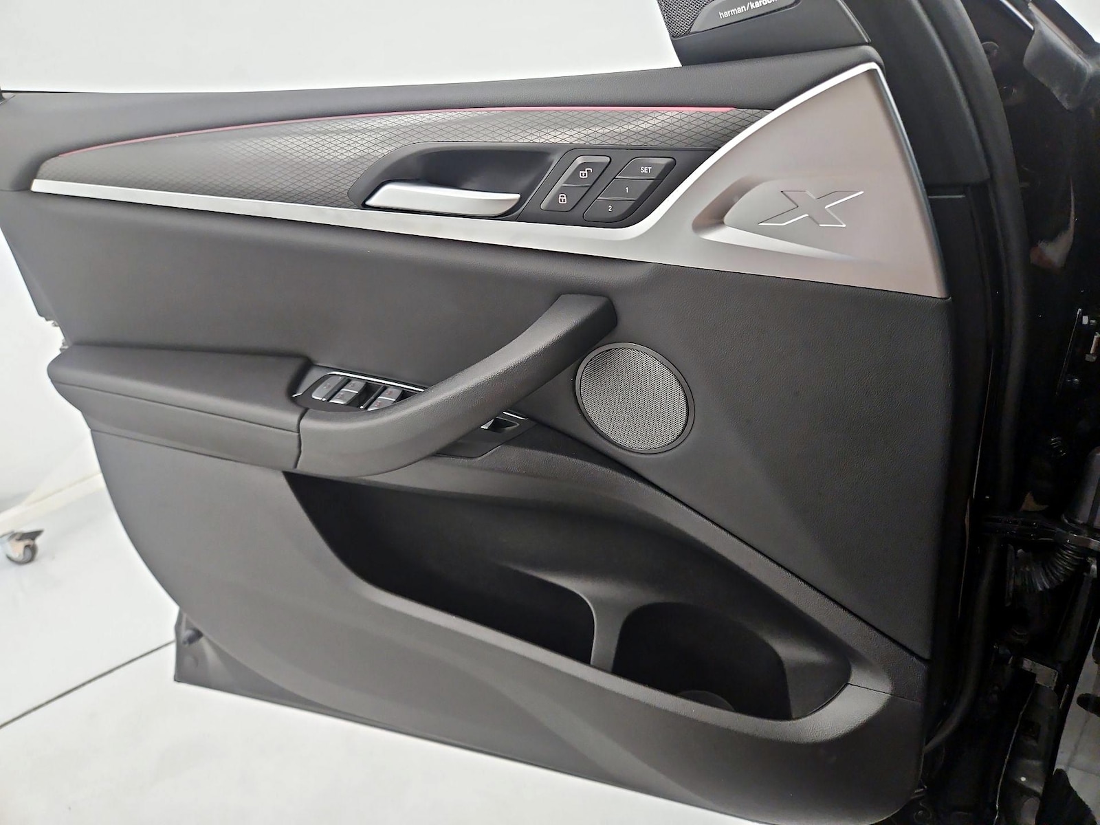 2024 BMW X4 30i - Photo 13