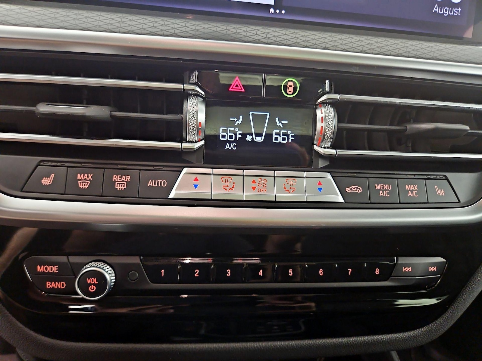 2024 BMW X4 30i - Photo 18