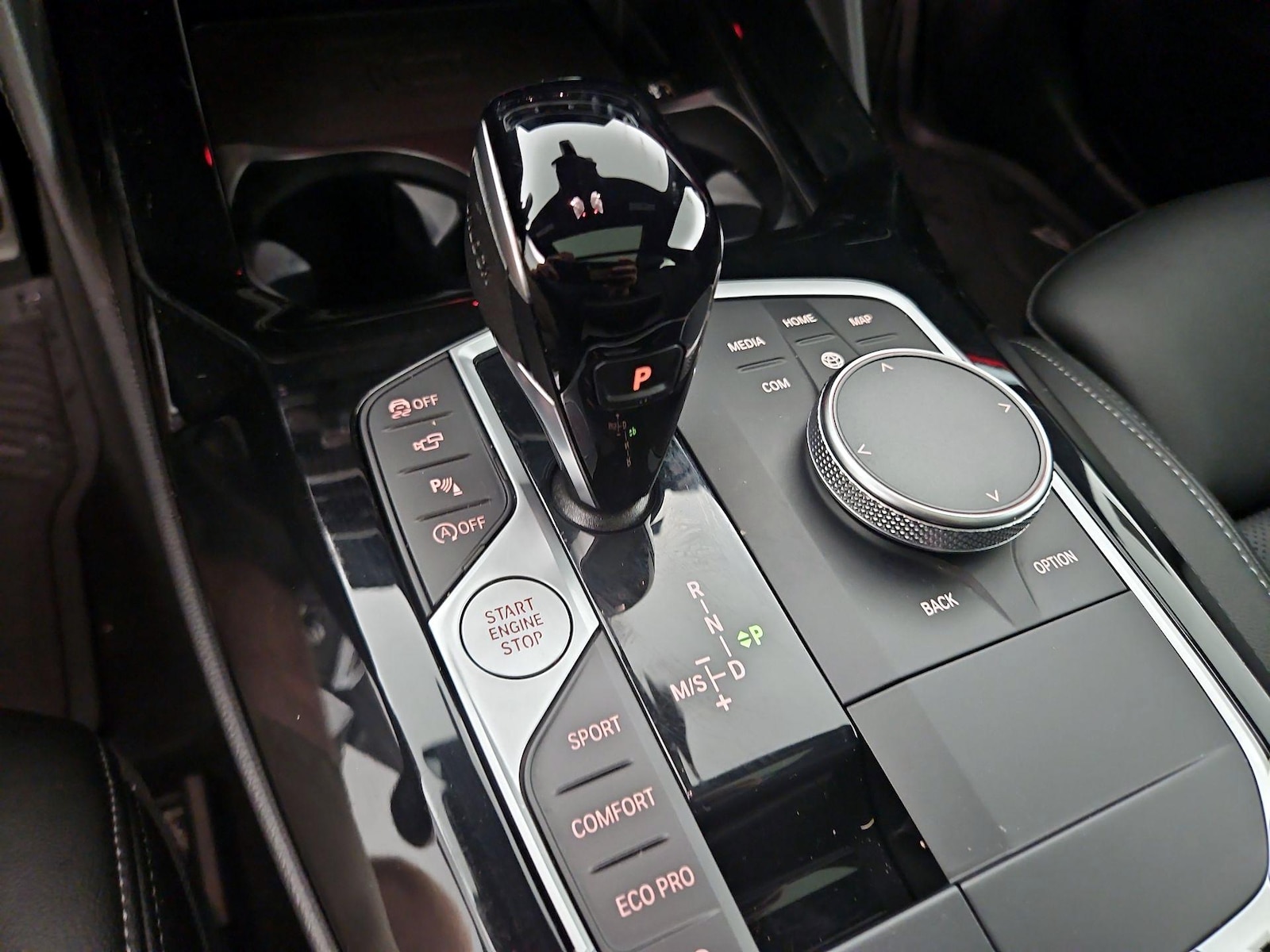 2024 BMW X4 30i - Photo 19
