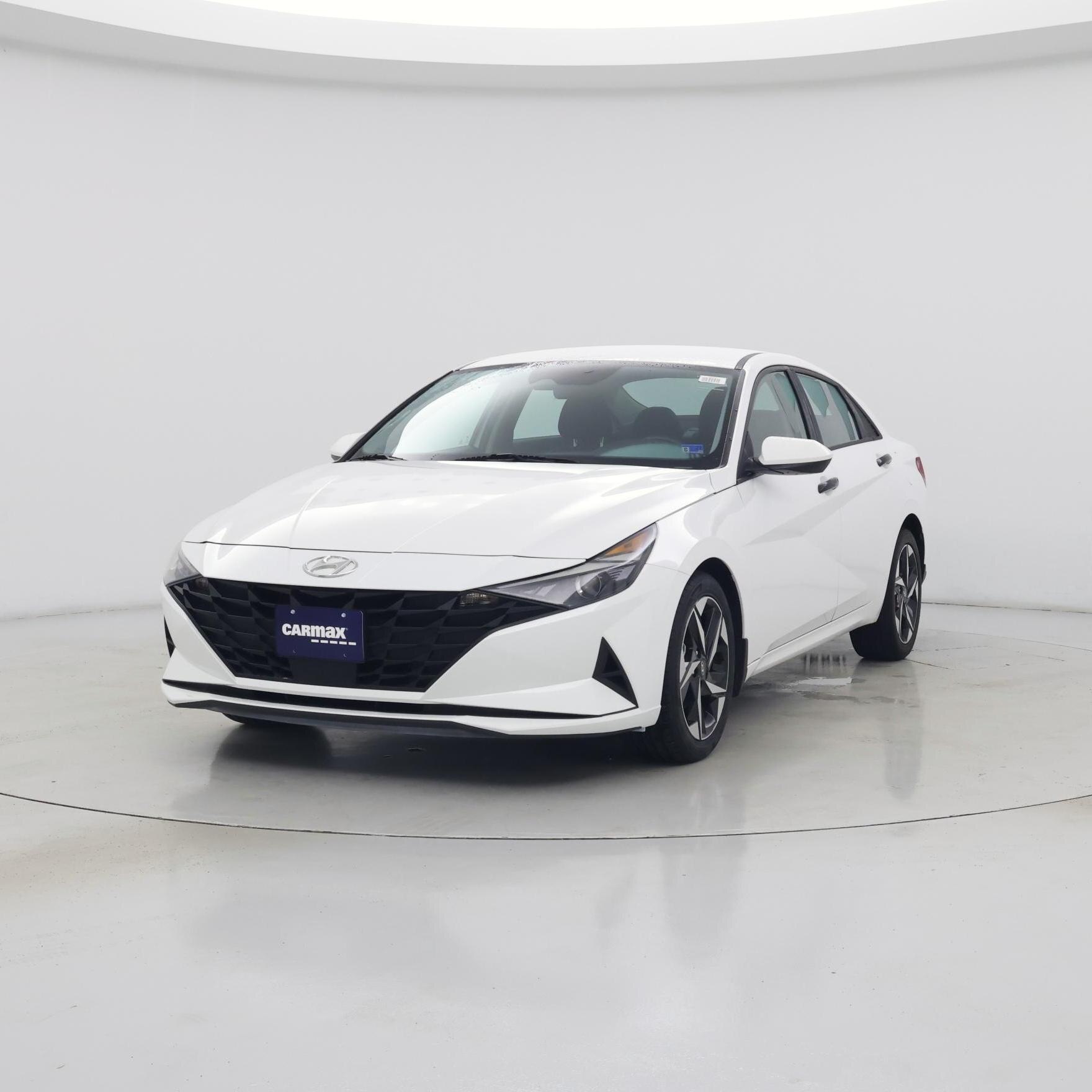 Thumbnail: 2023 Hyundai Elantra - 4