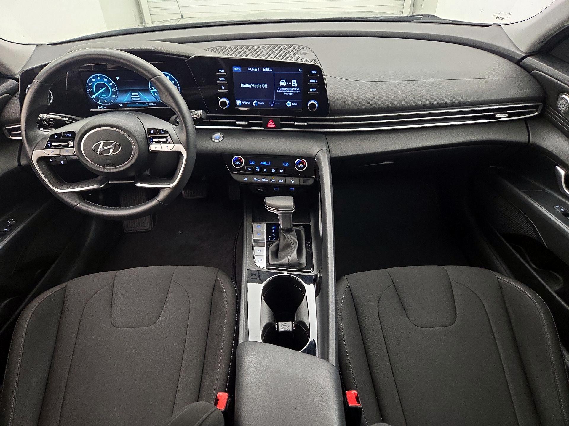 Thumbnail: 2021 Hyundai Elantra - 9