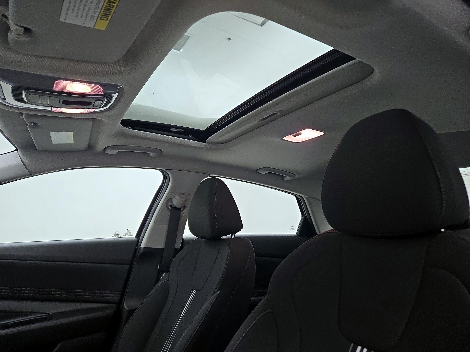 Thumbnail: 2021 Hyundai Elantra - 19