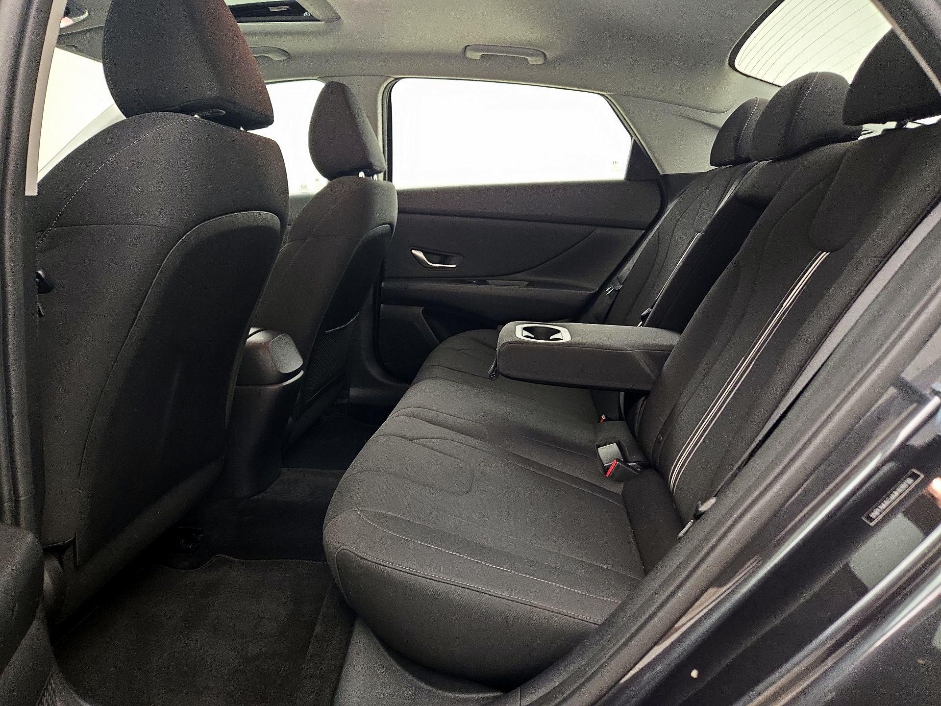 Thumbnail: 2021 Hyundai Elantra - 20