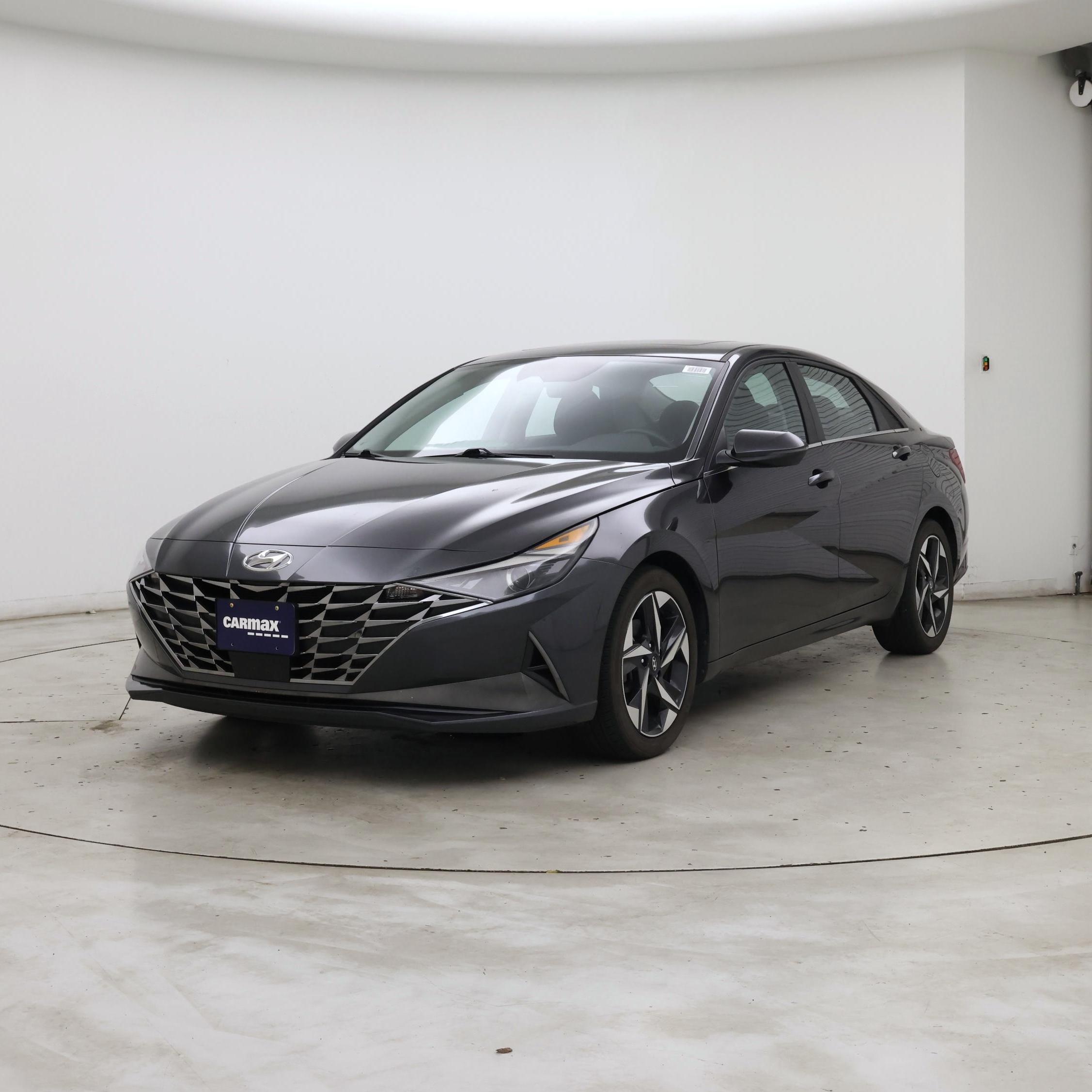Thumbnail: 2021 Hyundai Elantra - 4