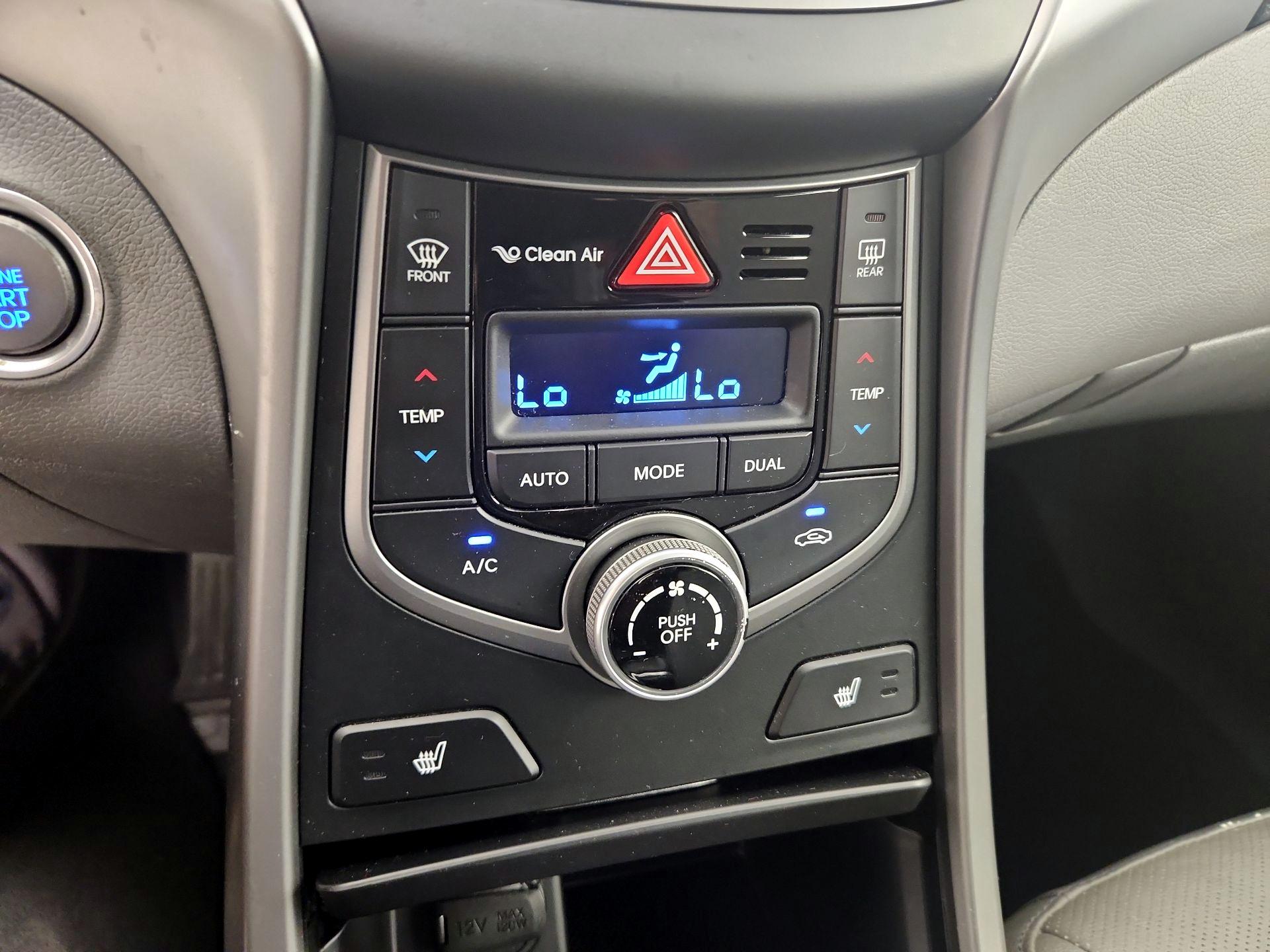 Thumbnail: 2016 Hyundai Elantra - 14