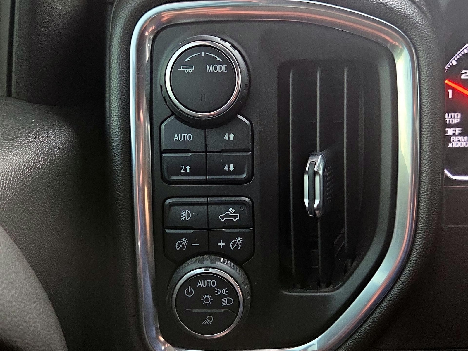 2020 Chevrolet Silverado 1500 LT Trail Boss - Photo 14