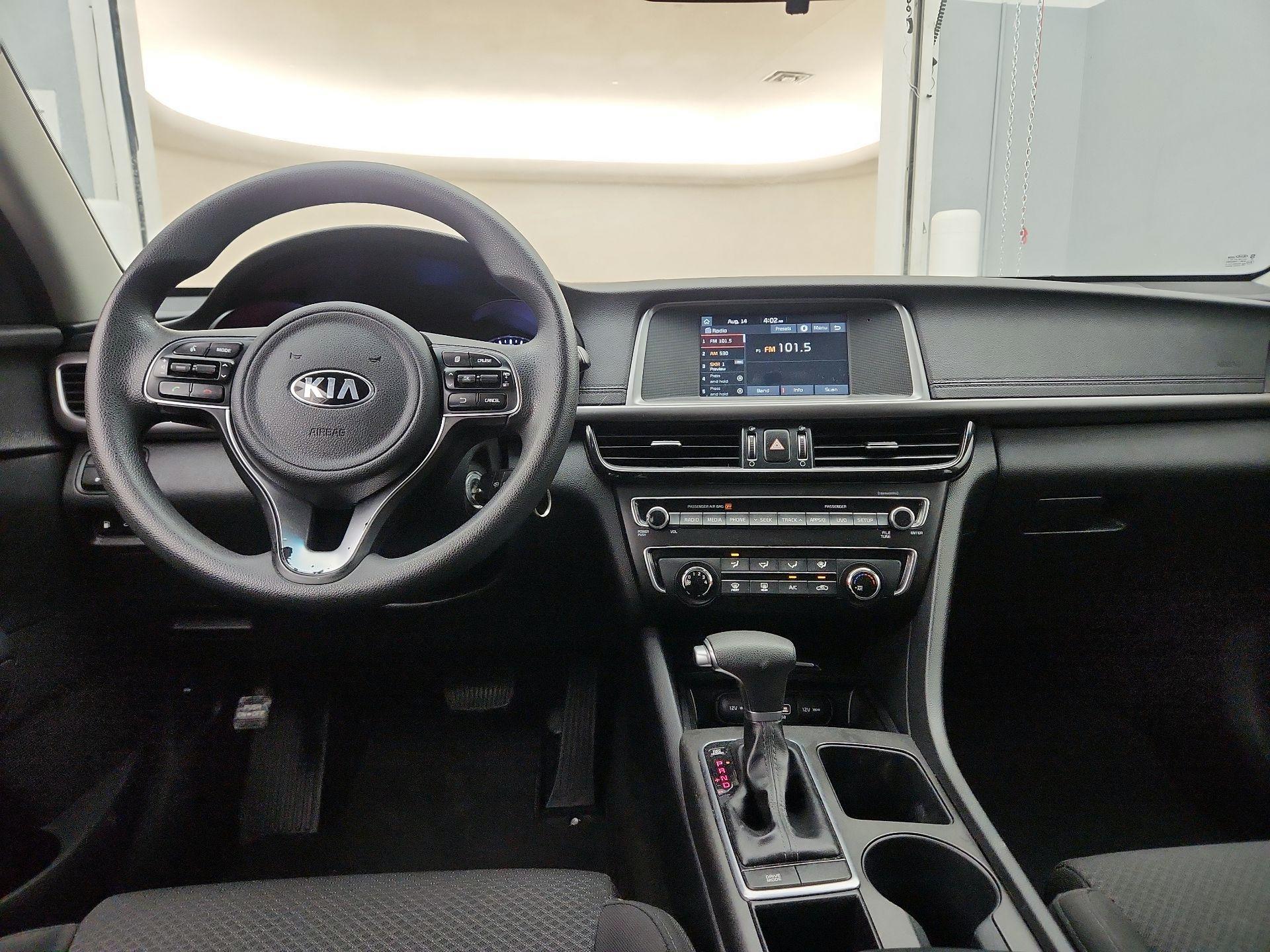 Thumbnail: 2018 Kia Optima - 9