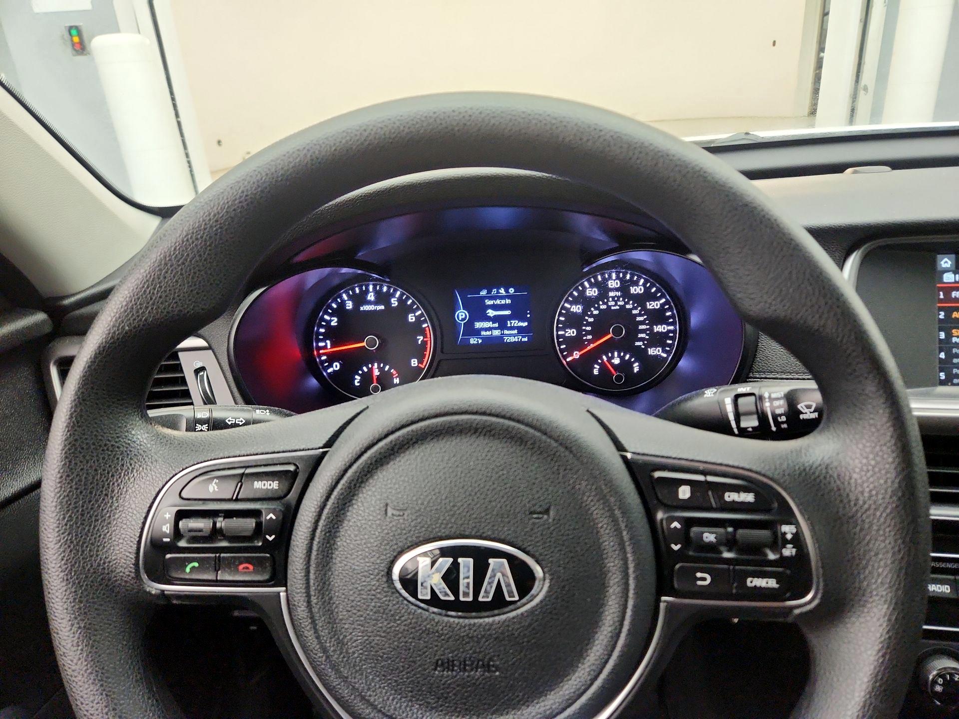 Thumbnail: 2018 Kia Optima - 10
