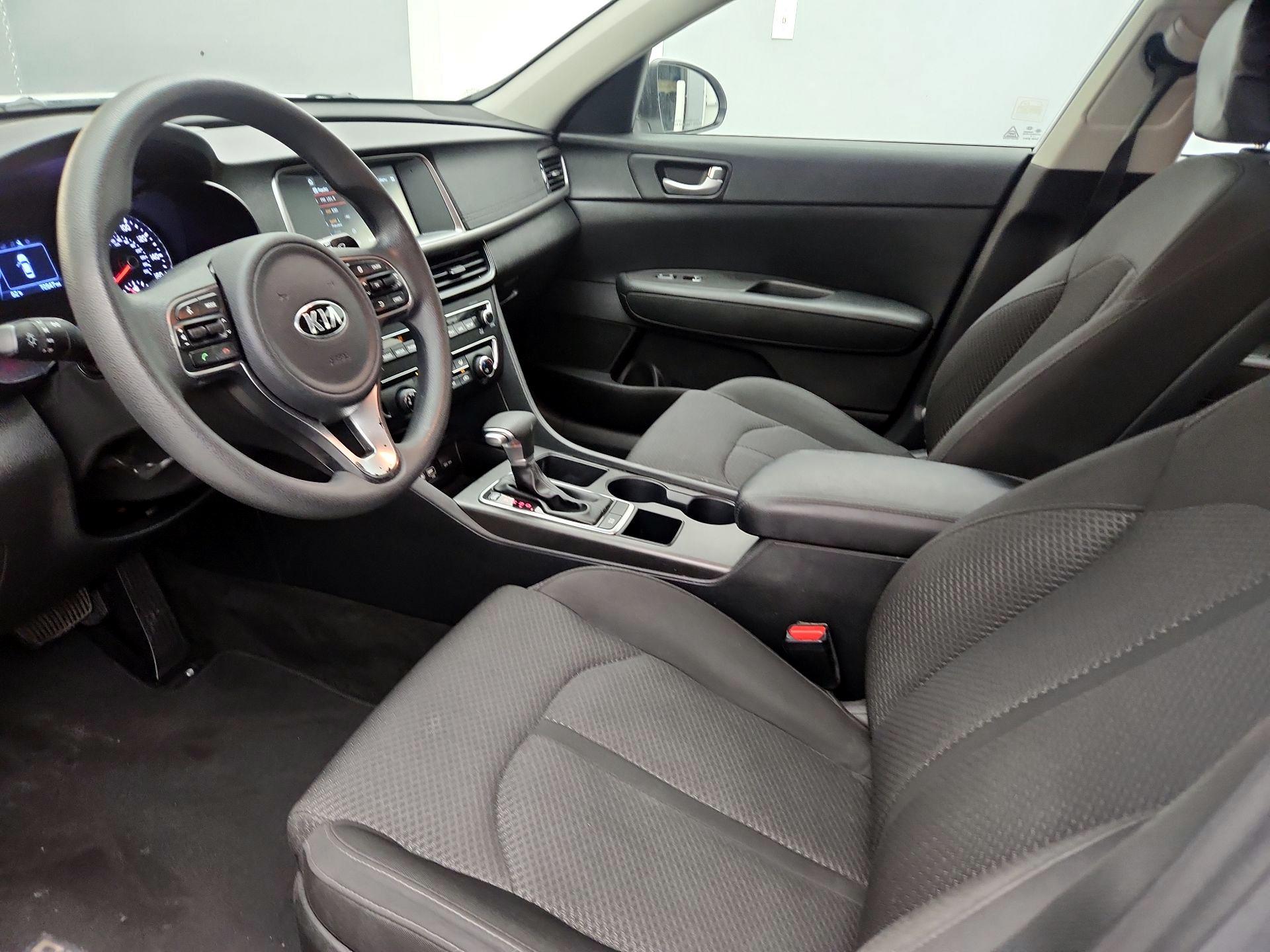 Thumbnail: 2018 Kia Optima - 11