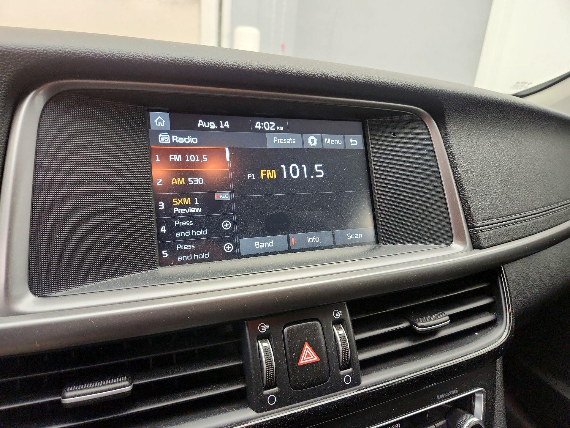 Thumbnail: 2018 Kia Optima - 15