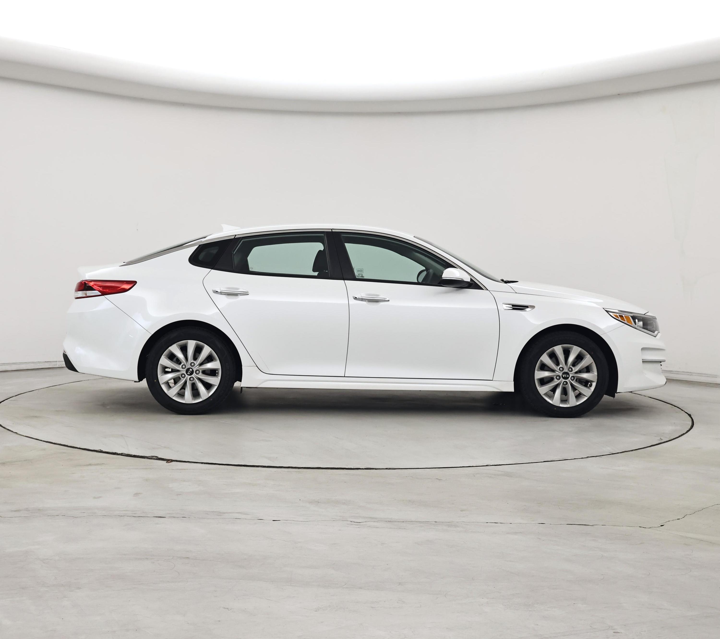 Thumbnail: 2018 Kia Optima - 7