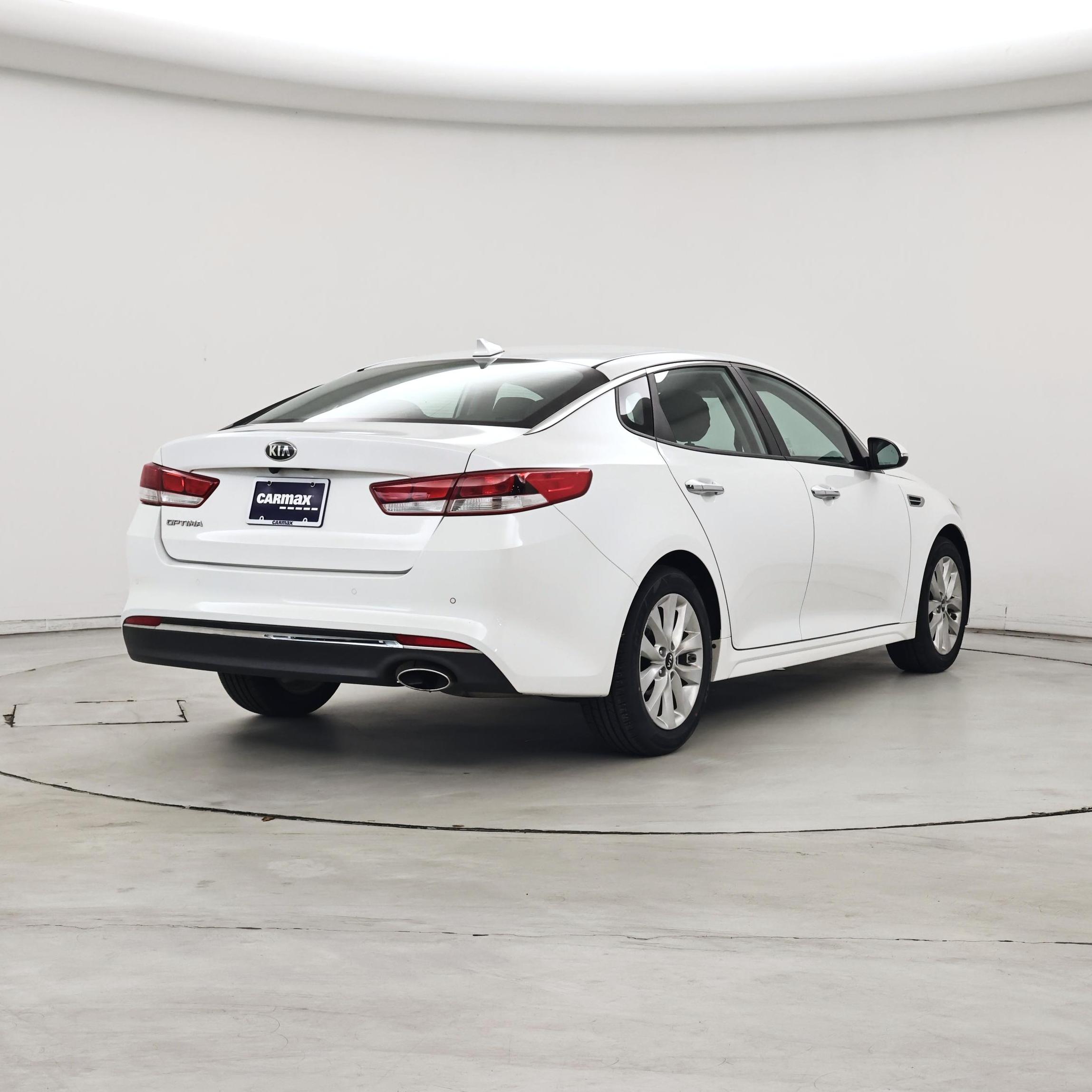 Thumbnail: 2018 Kia Optima - 8