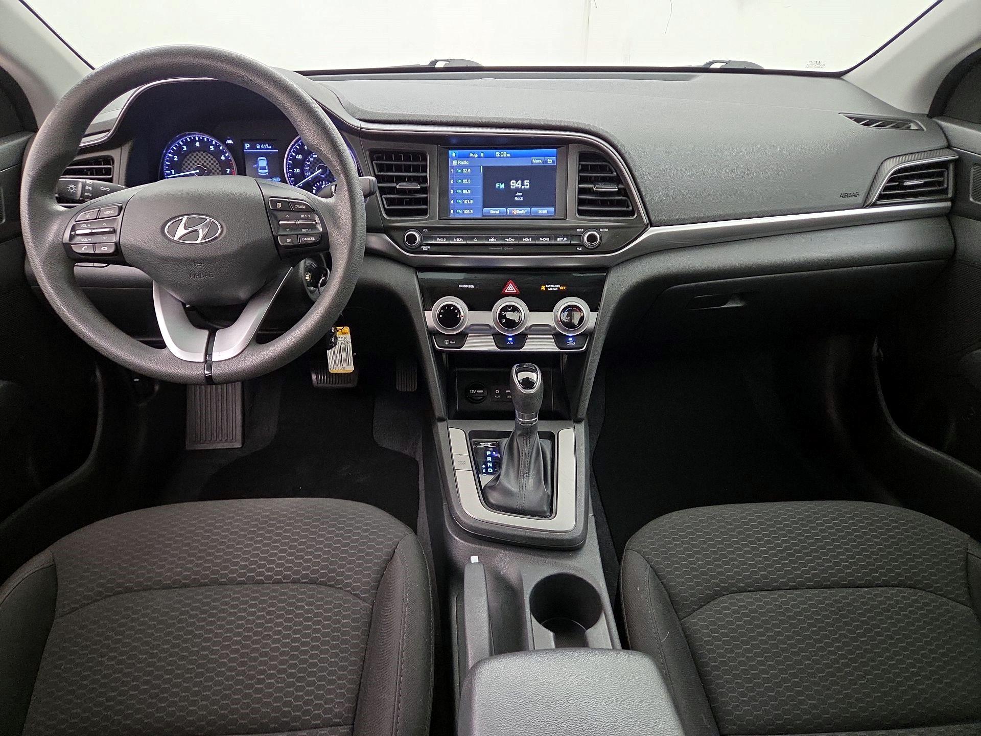 Thumbnail: 2019 Hyundai Elantra - 9