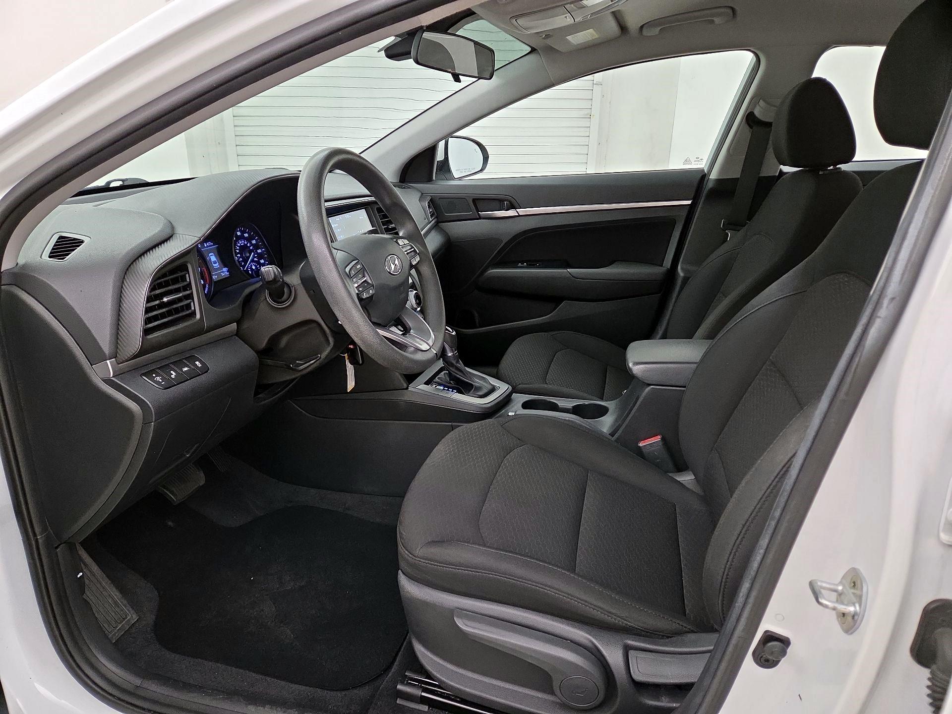 Thumbnail: 2019 Hyundai Elantra - 11