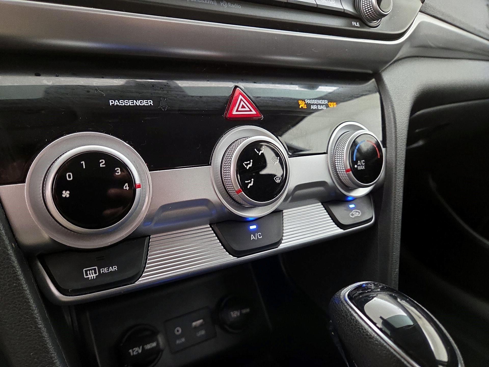 Thumbnail: 2019 Hyundai Elantra - 16