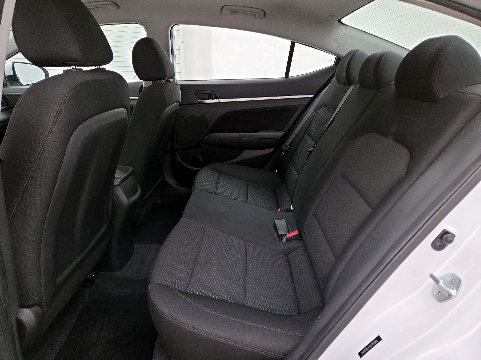 Thumbnail: 2019 Hyundai Elantra - 19