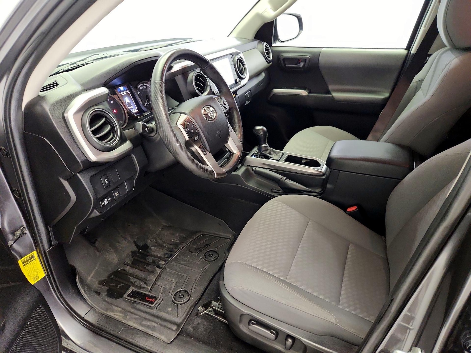2023 Toyota Tacoma SR5 - Photo 12