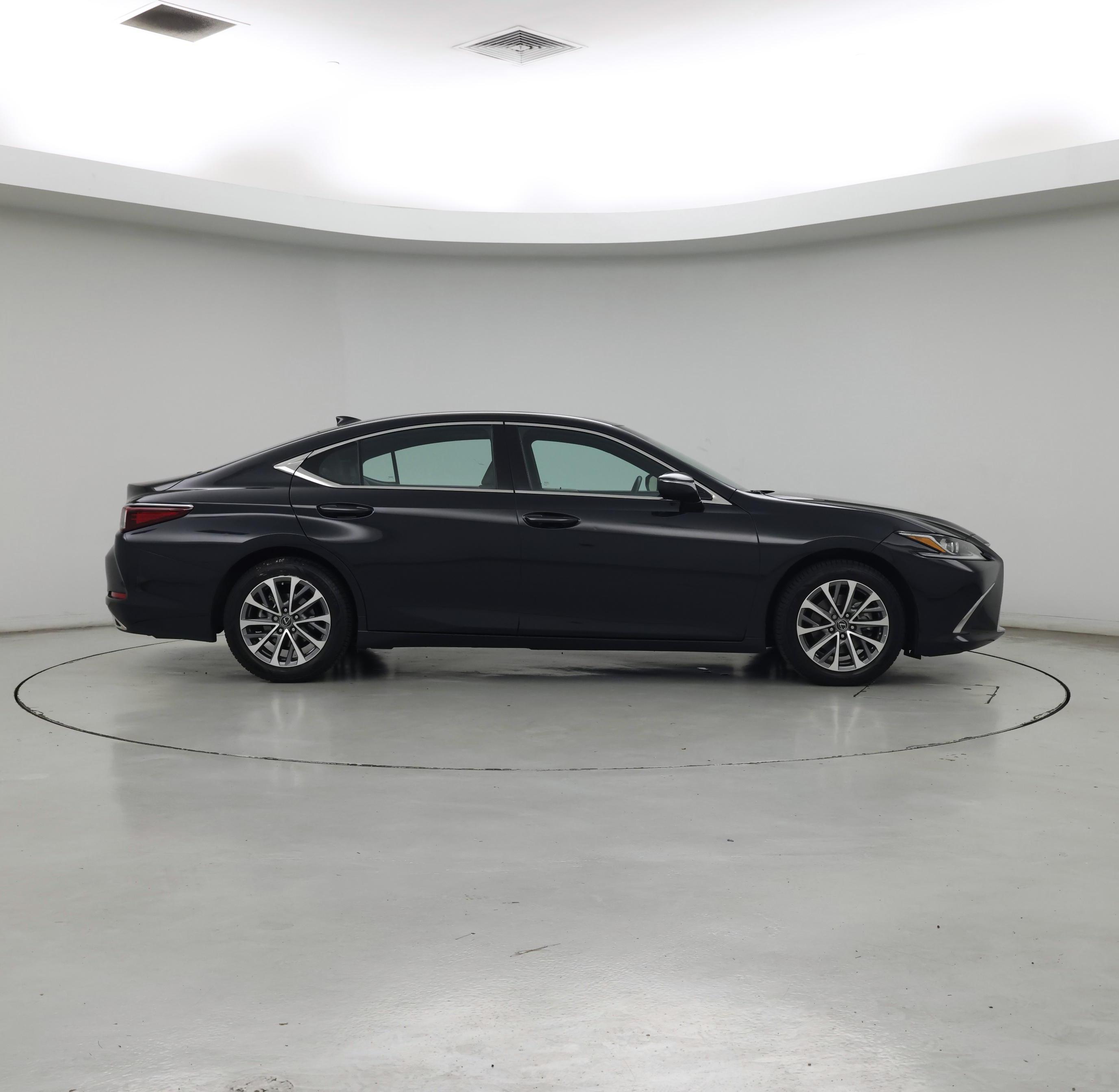 Thumbnail: 2022 Lexus ES - 7