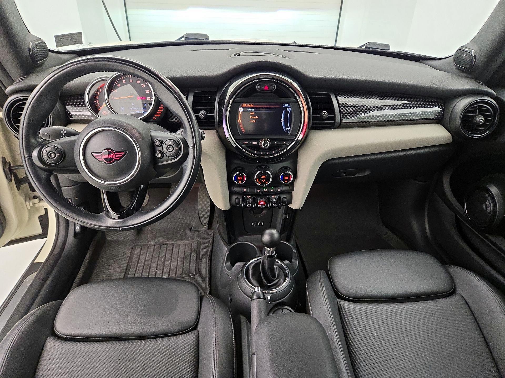Thumbnail: 2016 MINI Cooper - 9