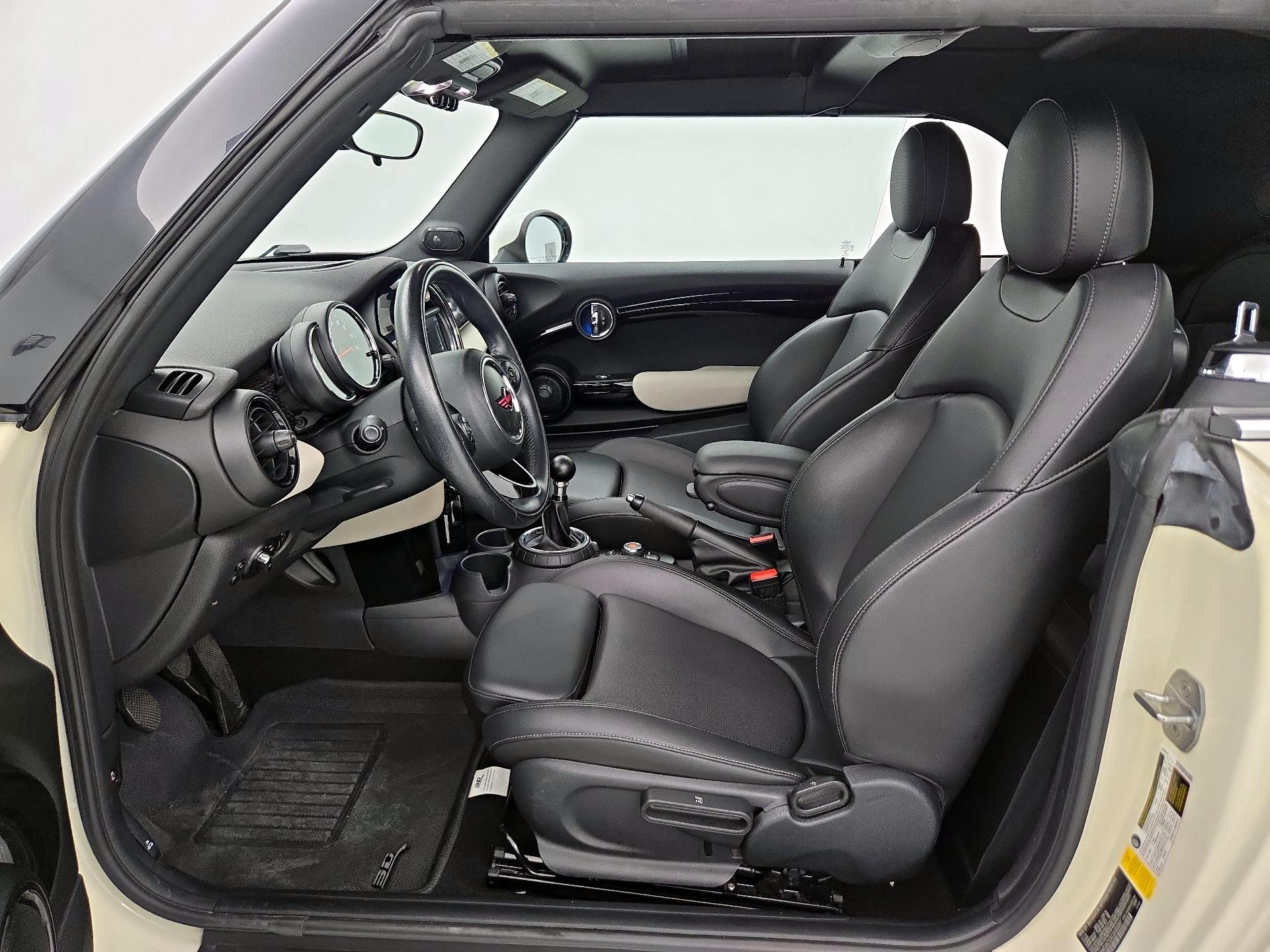 Thumbnail: 2016 MINI Cooper - 11