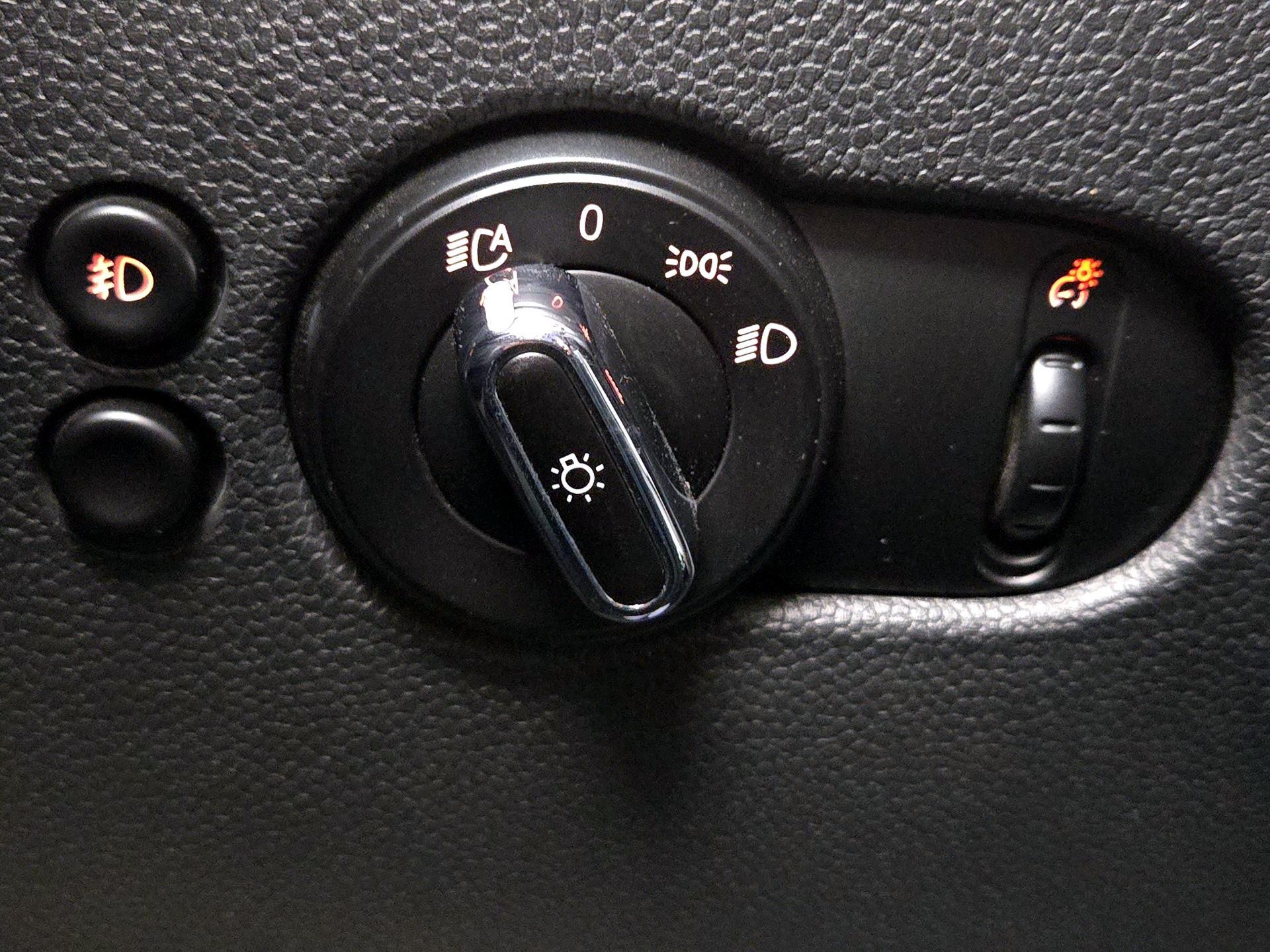 Thumbnail: 2016 MINI Cooper - 13